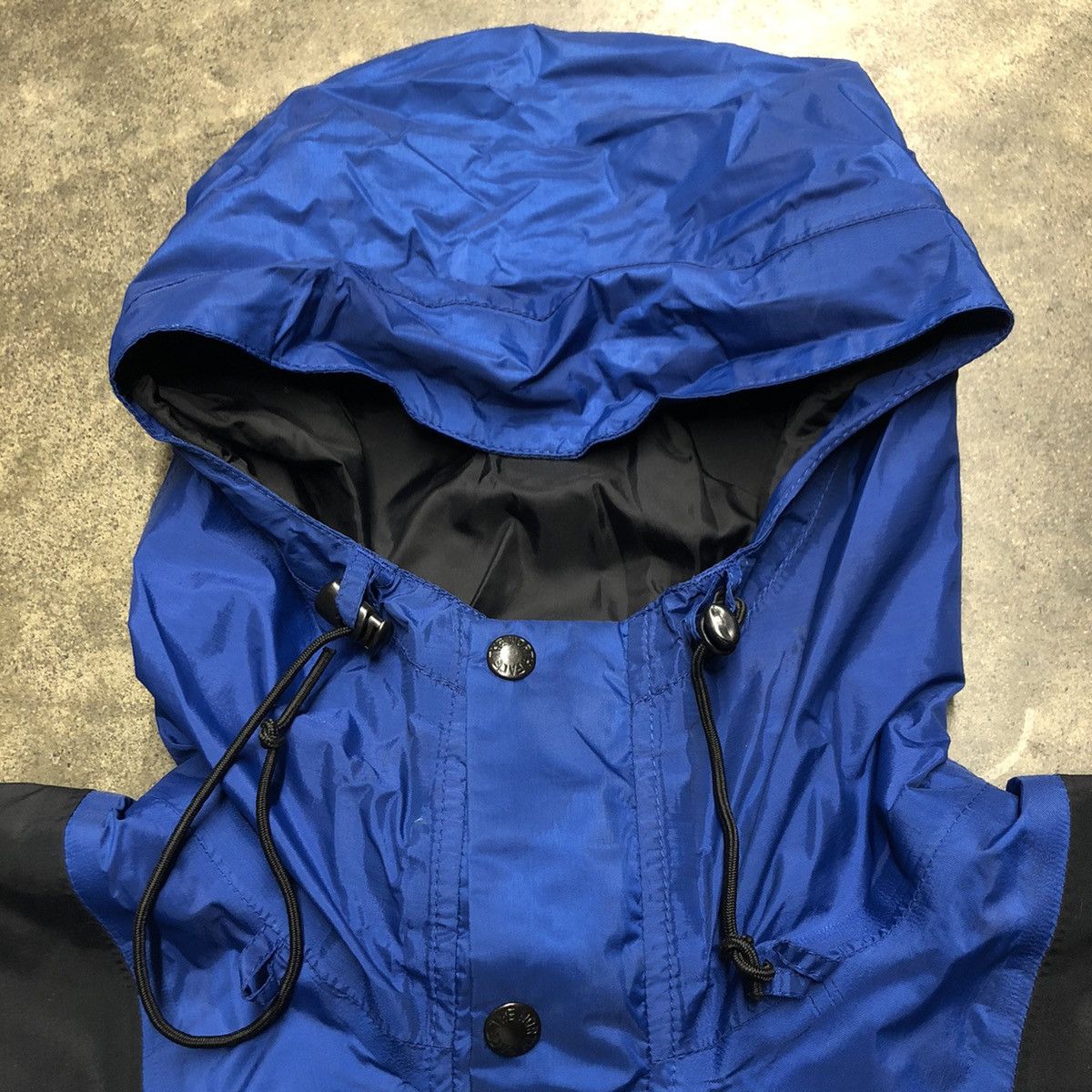 The North Face Vintage North Face Mountain Light Gore-Tex Jacket Medium Size US M / EU 48-50 / 2 - 7 Thumbnail