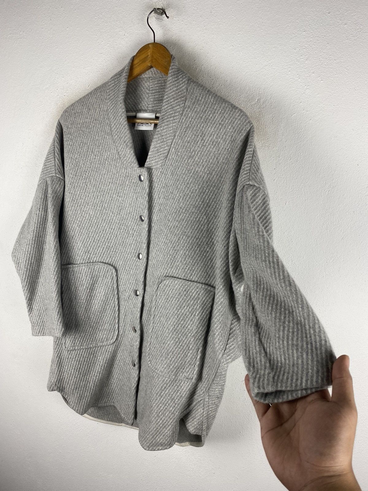Japanese Brand HIROMITHISTLE WOOL FABRIC MADE IN JAPAN WING COATS STYLE Size US M / EU 48-50 / 2 - 6 Thumbnail