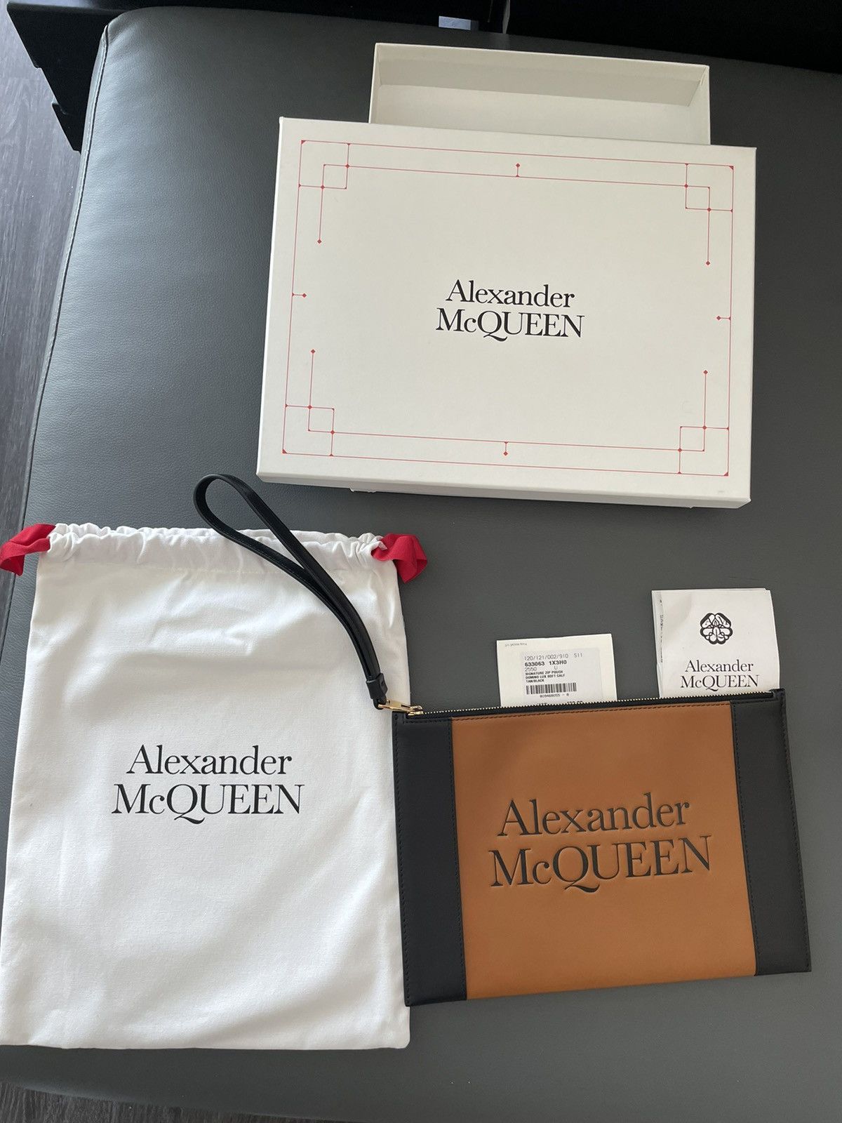 Alexander McQueen × MCQ Brand NEW Signature Luxury Leather Logo Pouch Limited Size ONE SIZE - 3 Thumbnail