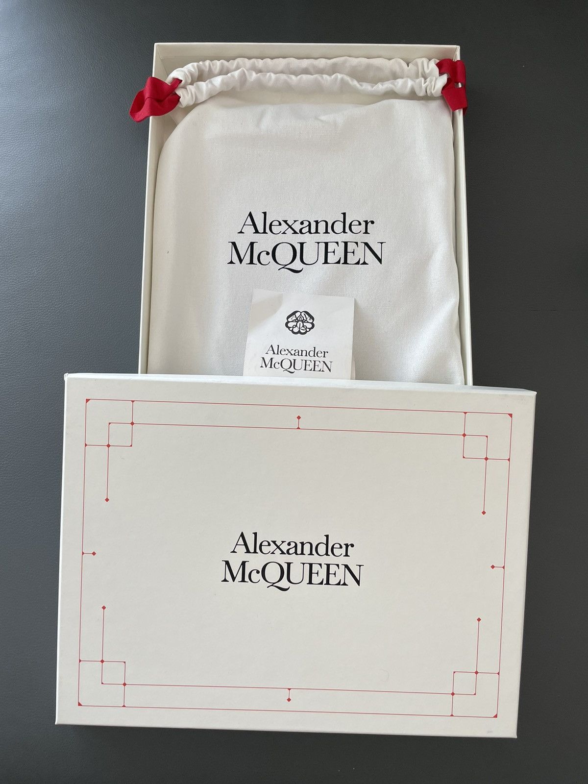 Alexander McQueen × MCQ Brand NEW Signature Luxury Leather Logo Pouch Limited Size ONE SIZE - 2 Thumbnail