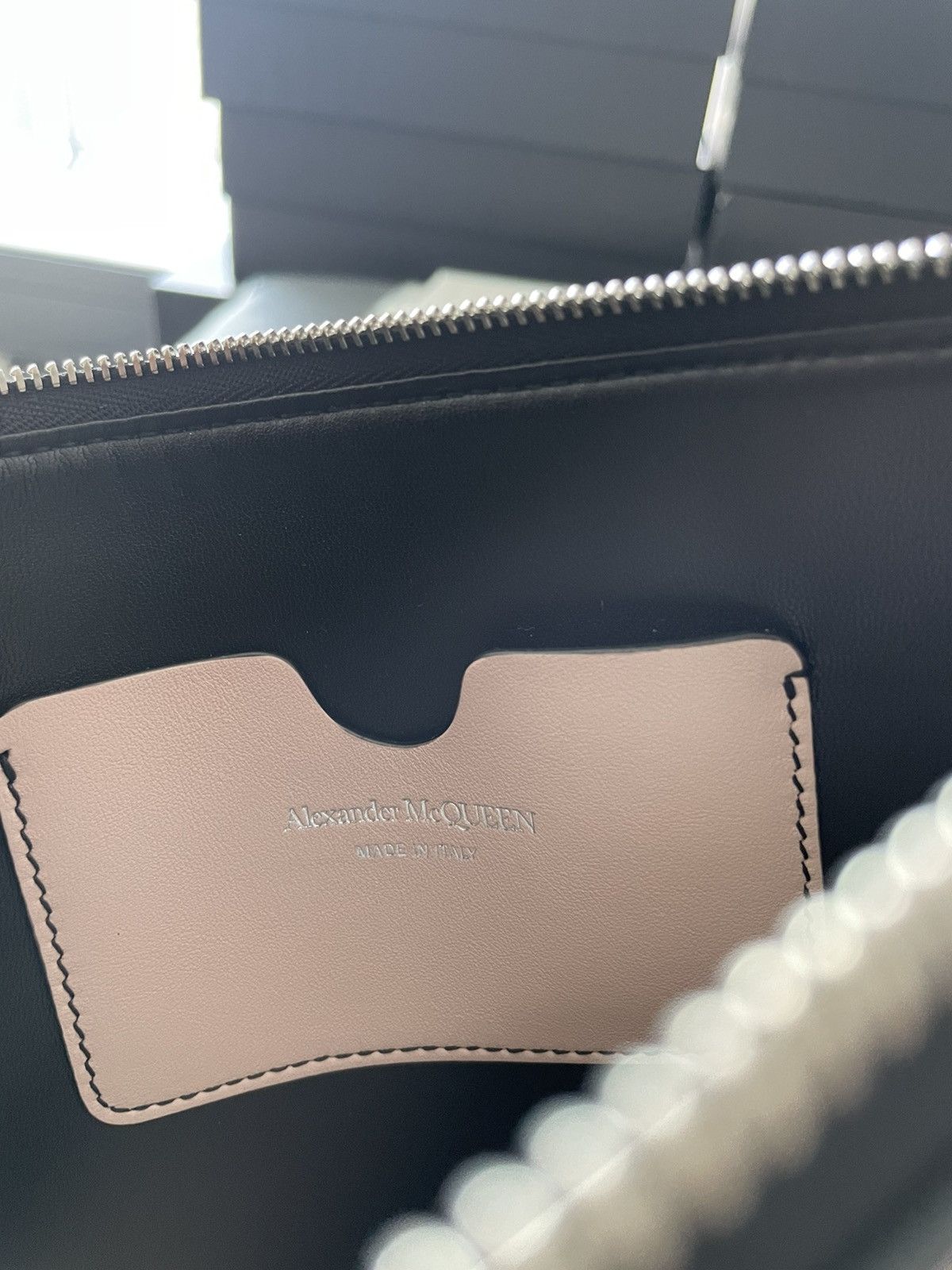 Alexander McQueen × MCQ Brand NEW Signature Rare Leather Pouch LimitedEdition Runway Size ONE SIZE - 12 Thumbnail