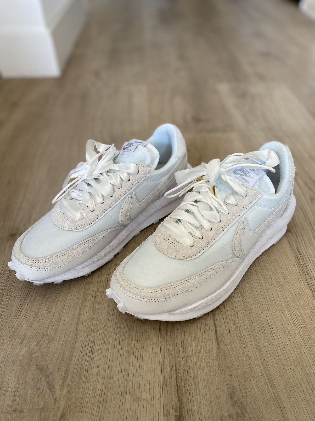 sacai nike waffle white nylon
