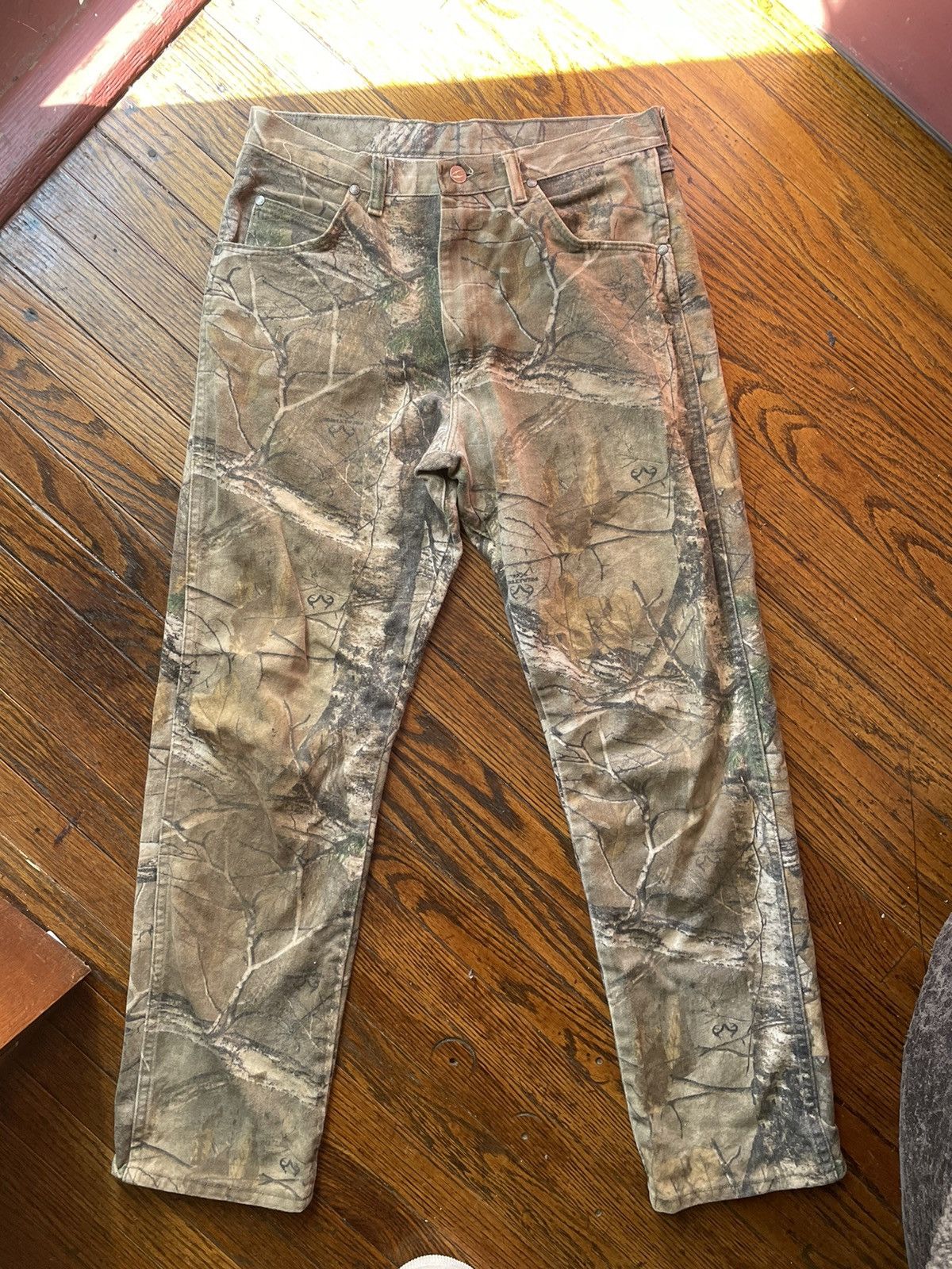 Vintage × Wrangler Wrangler pro gear camo jeans Size US 32 / EU 48 - 2 Thumbnail