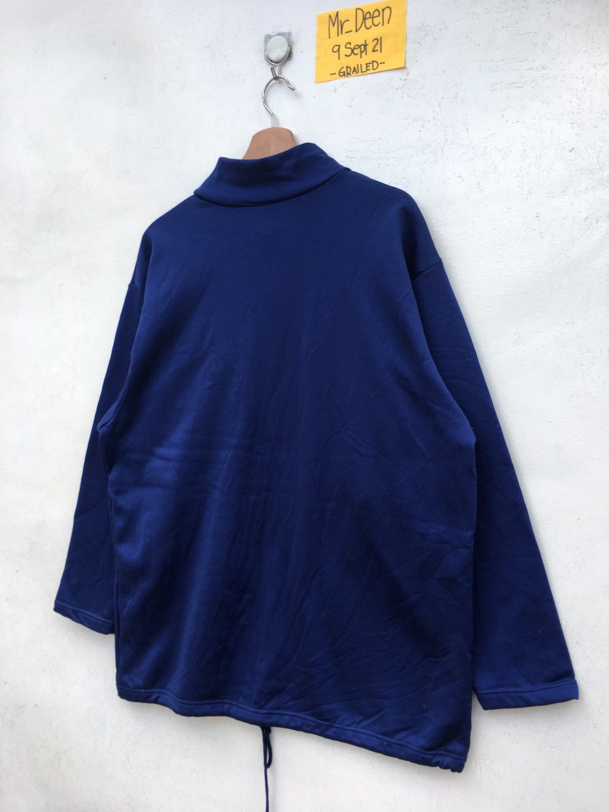 Disney Vtg Louis Versus Sport Big Logo Sweatshirt Hip Hop Size US L / EU 52-54 / 3 - 12 Thumbnail