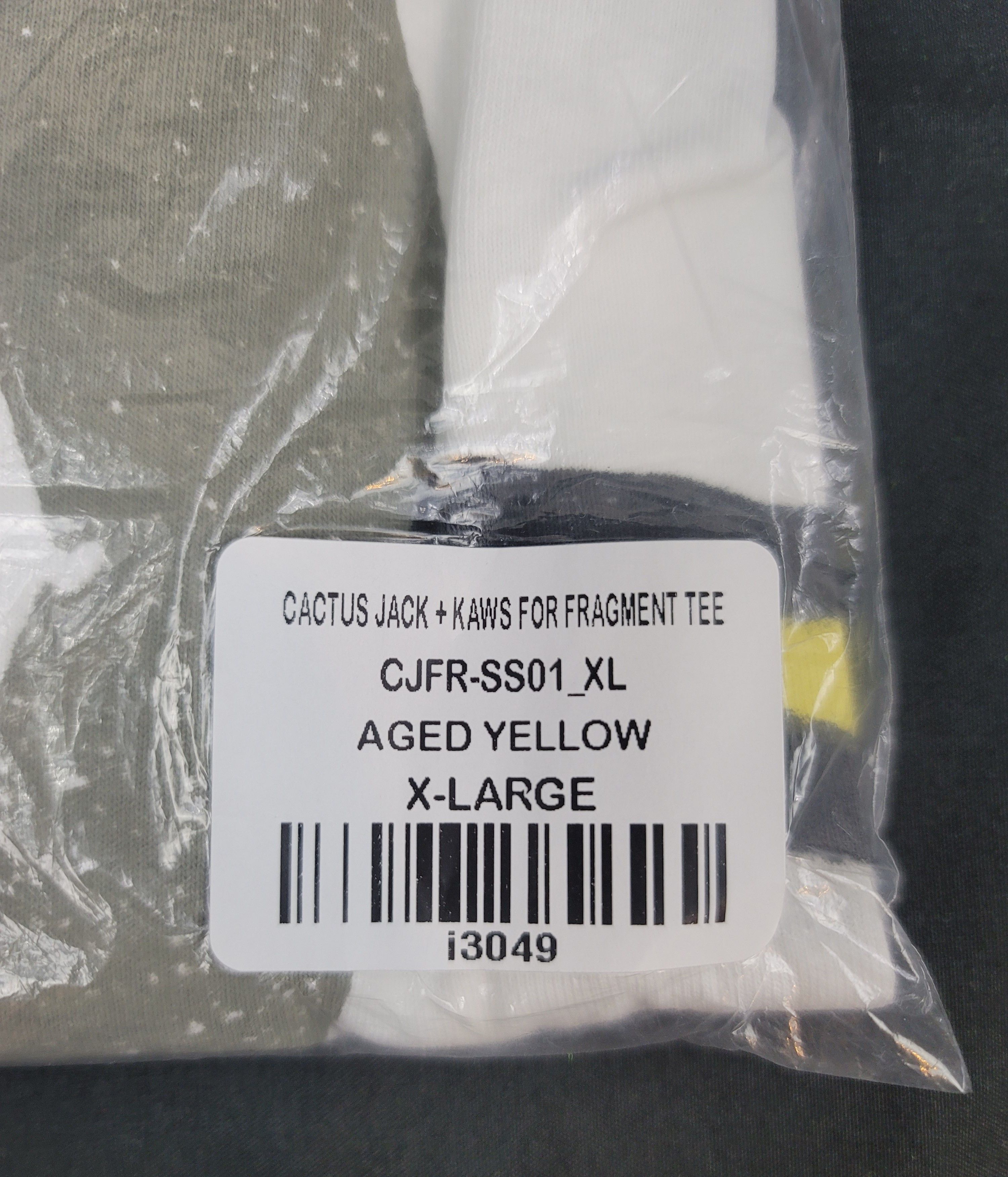 Fragment Design × Kaws × Travis Scott Cactus Jack x Kaws For Fragment Tee Extra Large Aged Yellow Size US XL / EU 56 / 4 - 7 Thumbnail