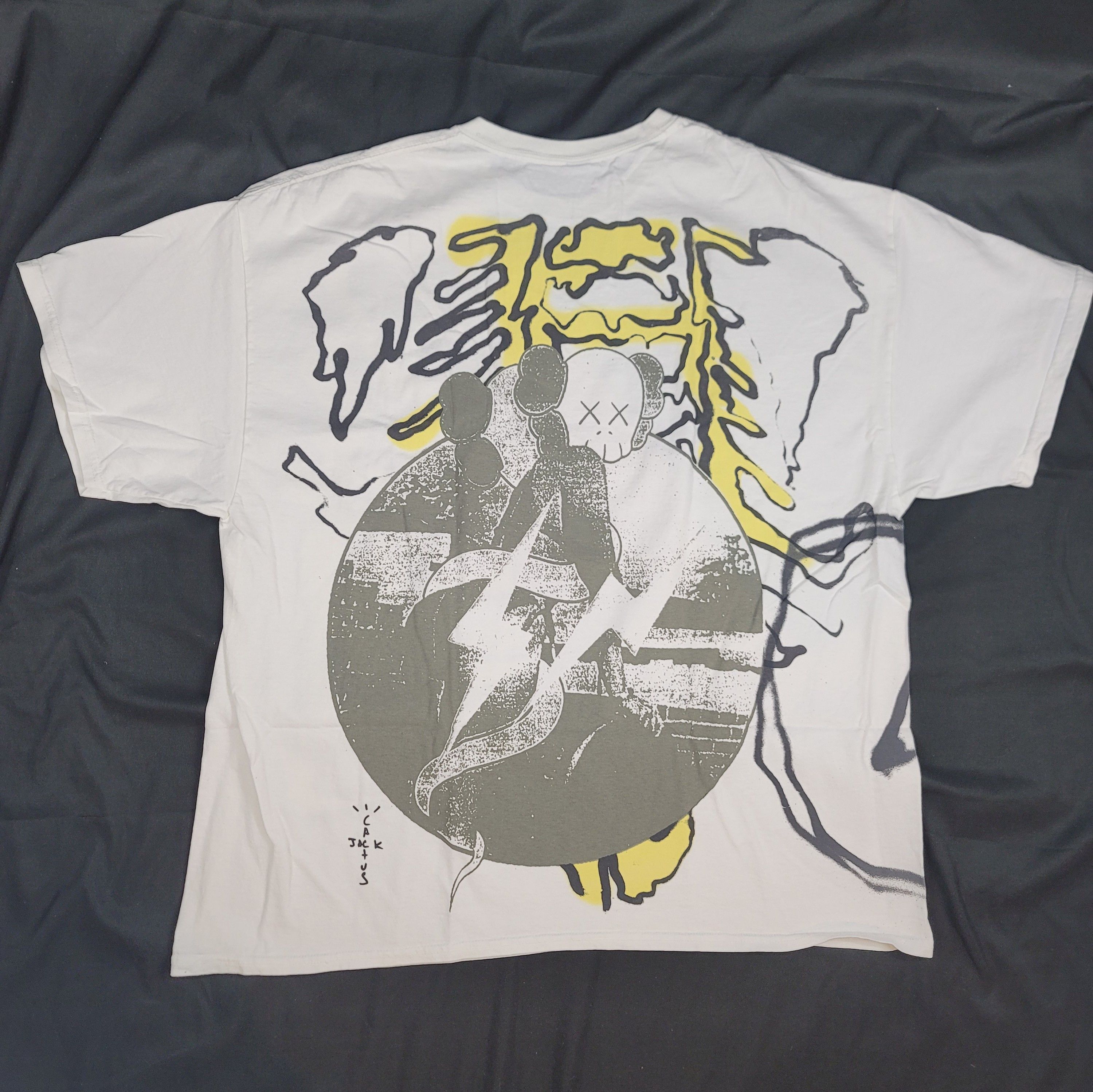 Fragment Design × Kaws × Travis Scott Cactus Jack x Kaws For Fragment Tee Extra Large Aged Yellow Size US XL / EU 56 / 4 - 2 Thumbnail