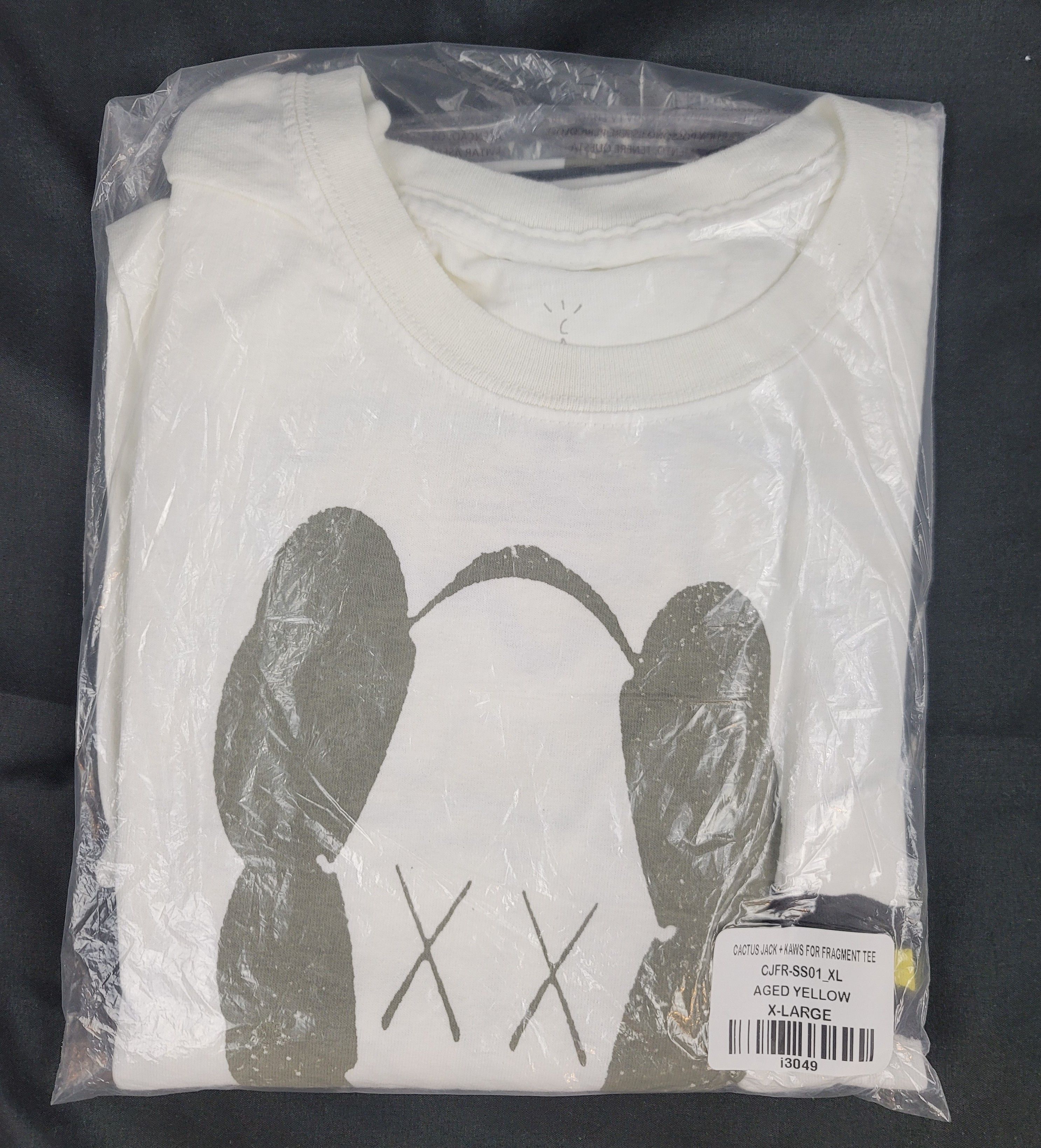 Fragment Design × Kaws × Travis Scott Cactus Jack x Kaws For Fragment Tee Extra Large Aged Yellow Size US XL / EU 56 / 4 - 6 Thumbnail