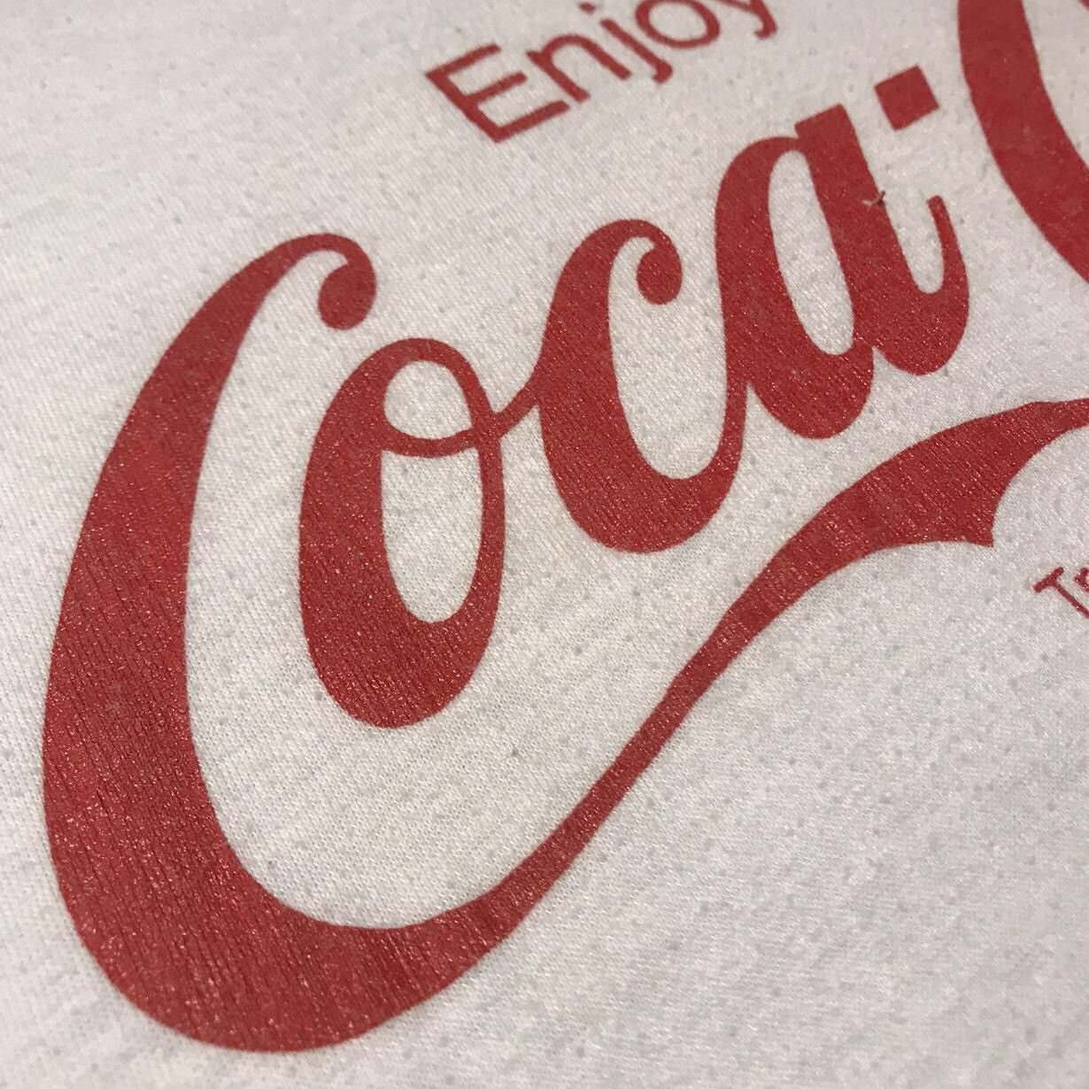 Vintage Vintage Coca-Cola Classic Logo Snack Soda Pop T-Shirt Size US XL / EU 56 / 4 - 3 Thumbnail