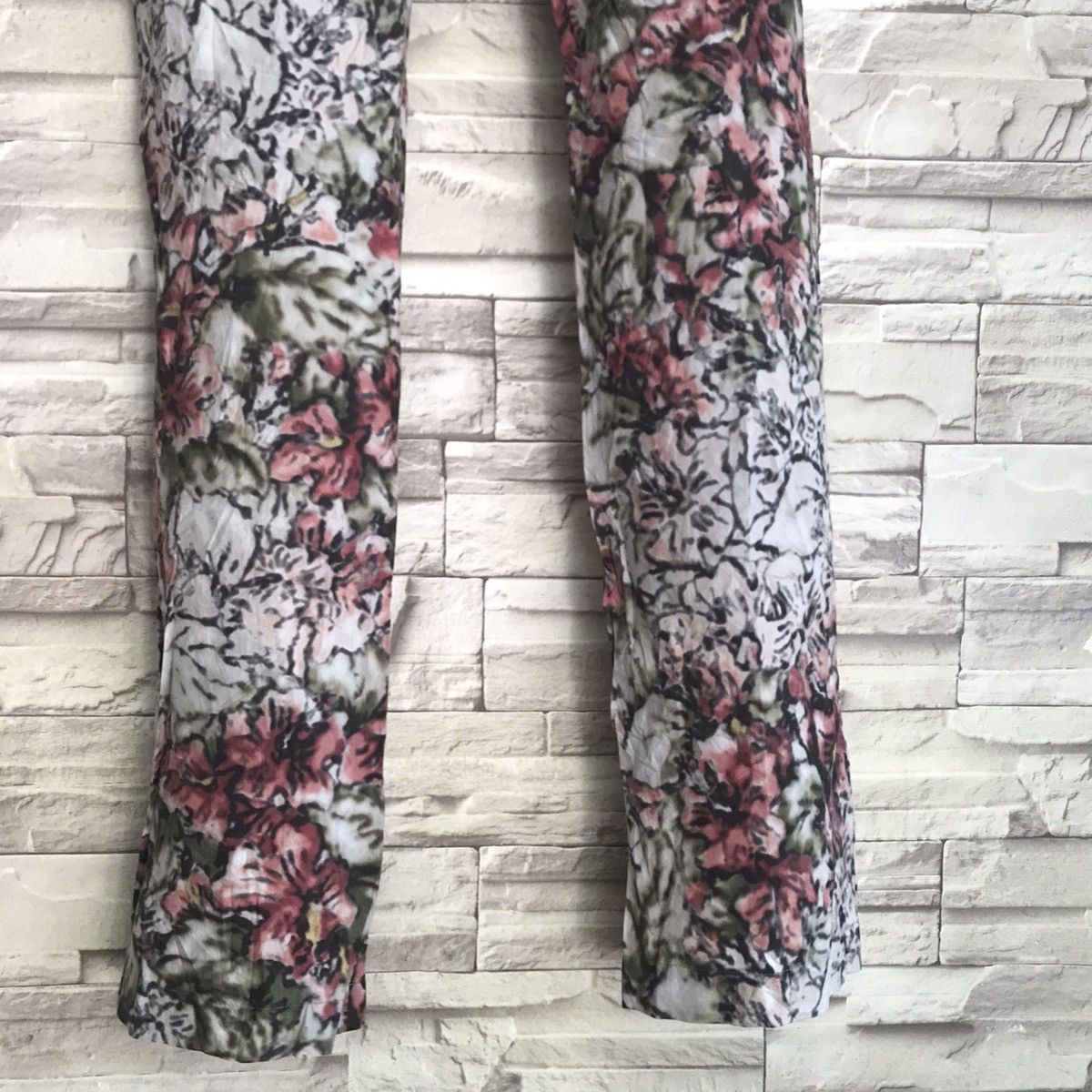 Issey Miyake Issey Miyake Printed Pants Floral Size 30" / US 8 / IT 44 - 10 Thumbnail