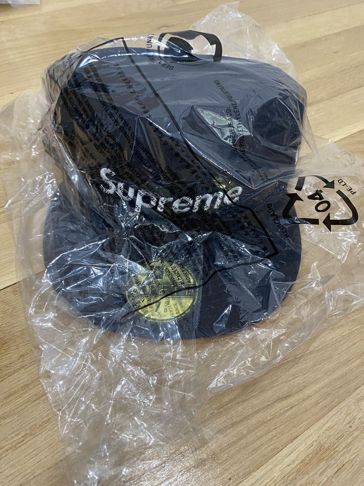 Supreme Supreme No Comp Box Logo New Era 7 5/8 | Grailed