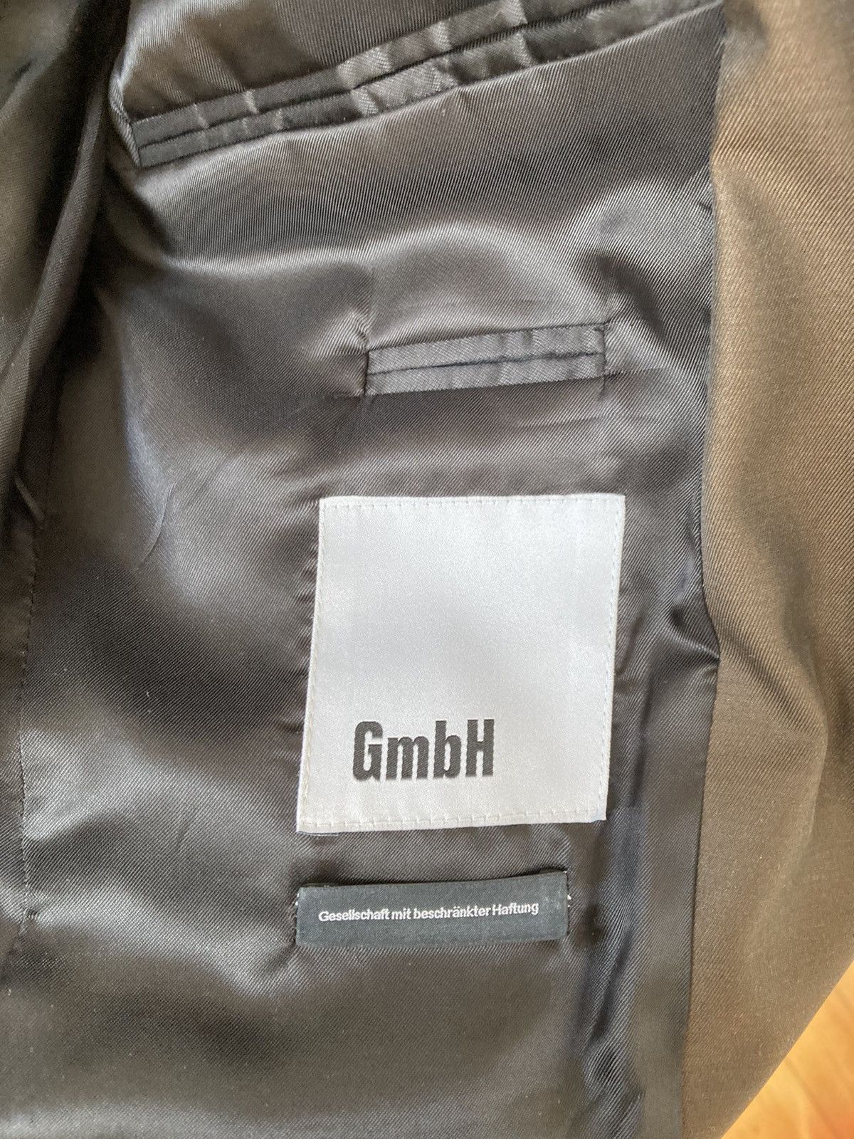 GmbH GmbH AW18 Suit Size 48R - 5 Thumbnail