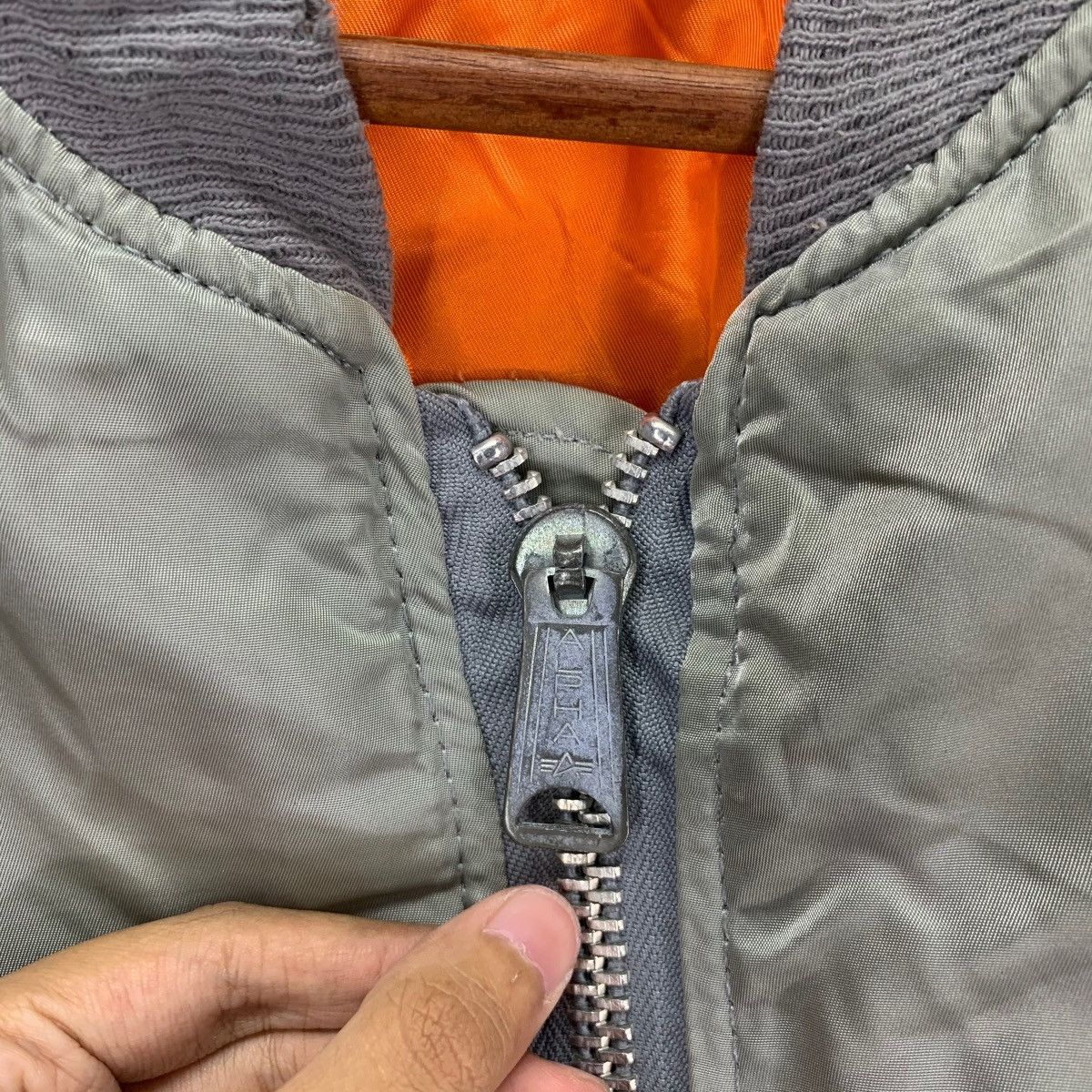 Alpha Industries Vintage Bomber Jacket Alpha Industries Air Force Size US M / EU 48-50 / 2 - 6 Thumbnail