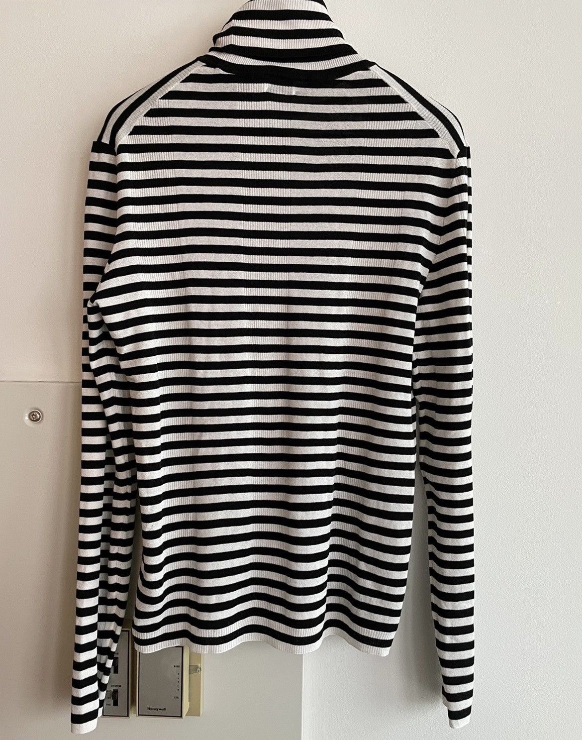 Saint Laurent Paris × Yves Saint Laurent $1,350 Value Classic Runway Turtleneck Light Sweater 100%NEW Size US L / EU 52-54 / 3 - 14 Thumbnail