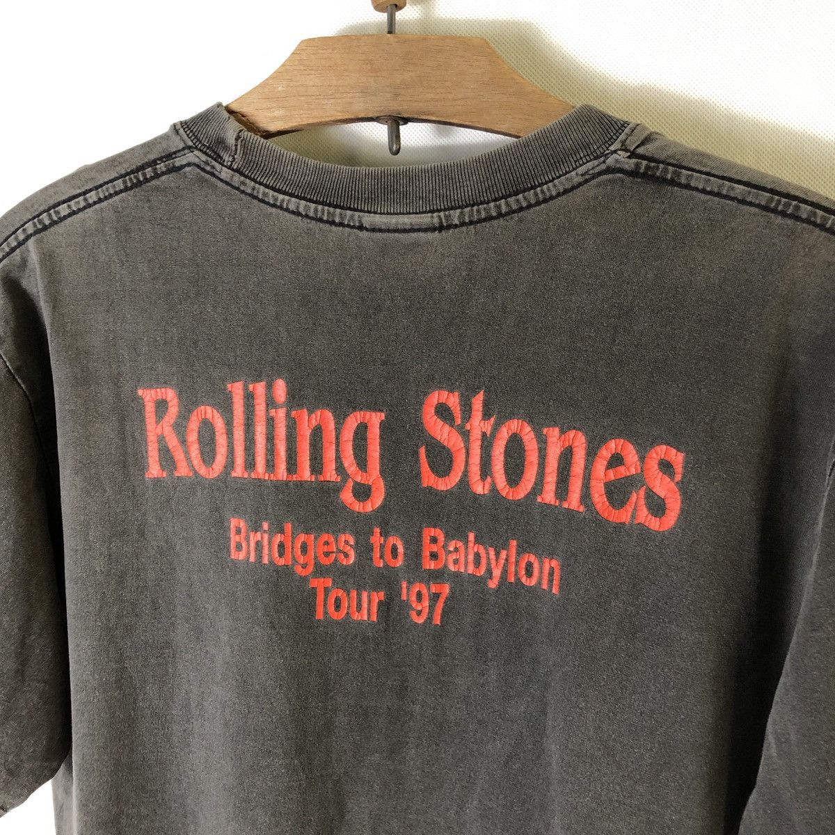 Vintage Vintage Rolling Stones Babylon Tour Bootleg Tees Size US L / EU 52-54 / 3 - 5 Thumbnail