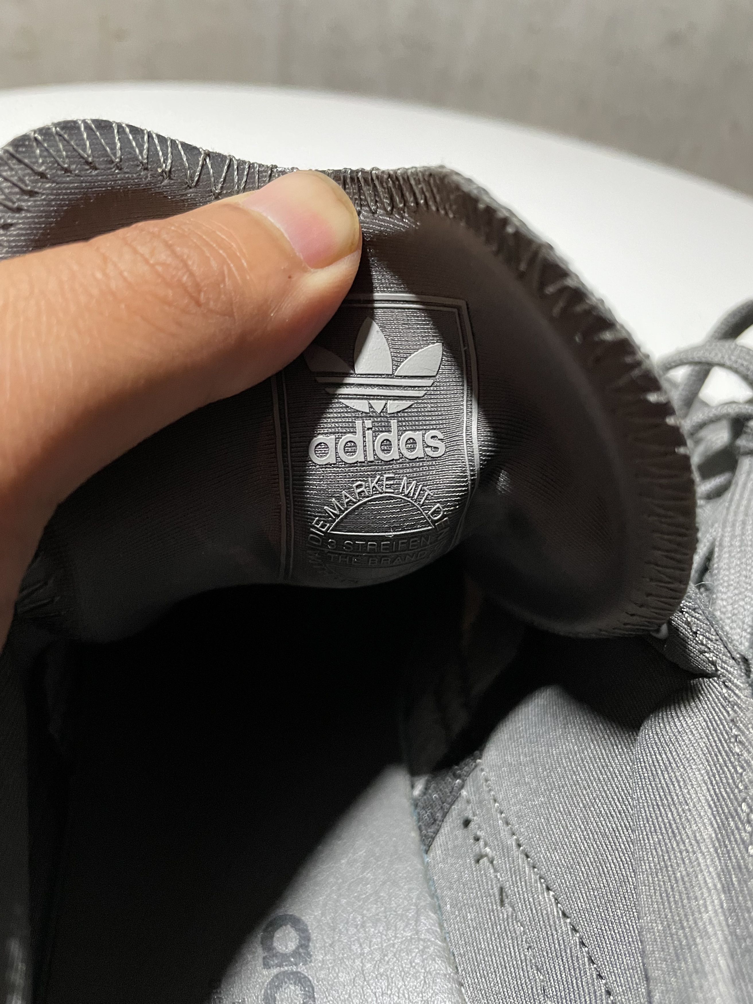 Adidas × Daniel Arsham Daniel Arsham x New York Present 'Dark Grey' Size US 10.5 / EU 43-44 - 9 Thumbnail