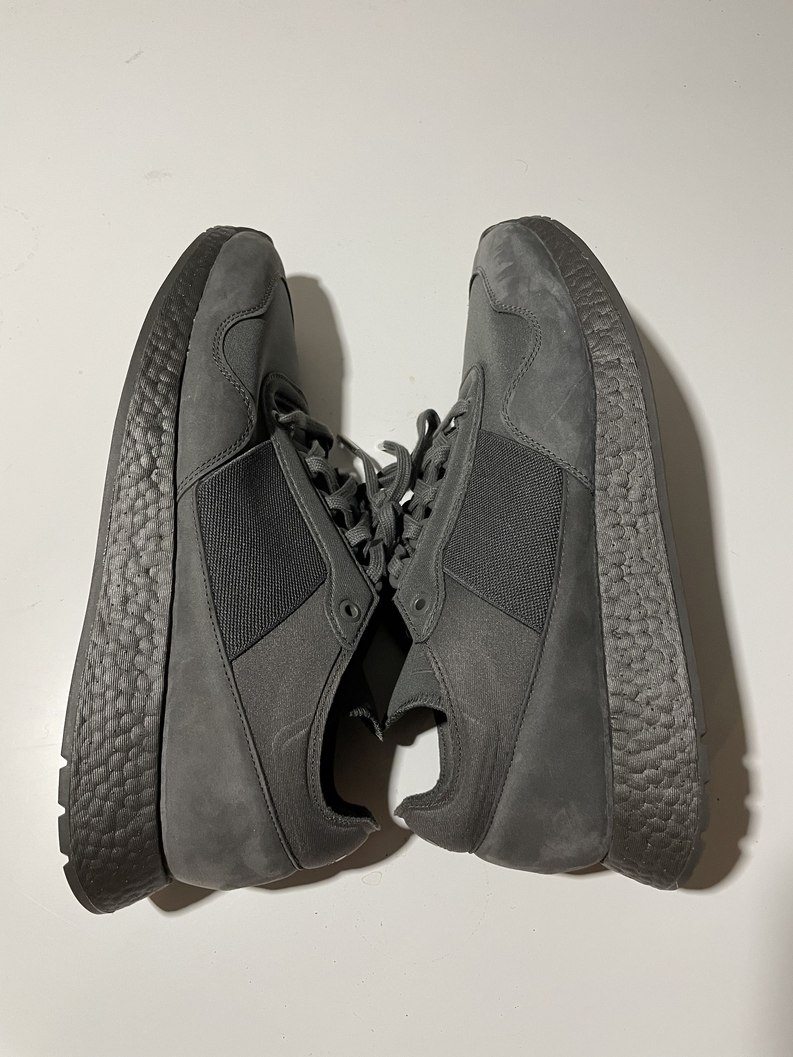 Adidas × Daniel Arsham Daniel Arsham x New York Present 'Dark Grey' Size US 10.5 / EU 43-44 - 10 Thumbnail