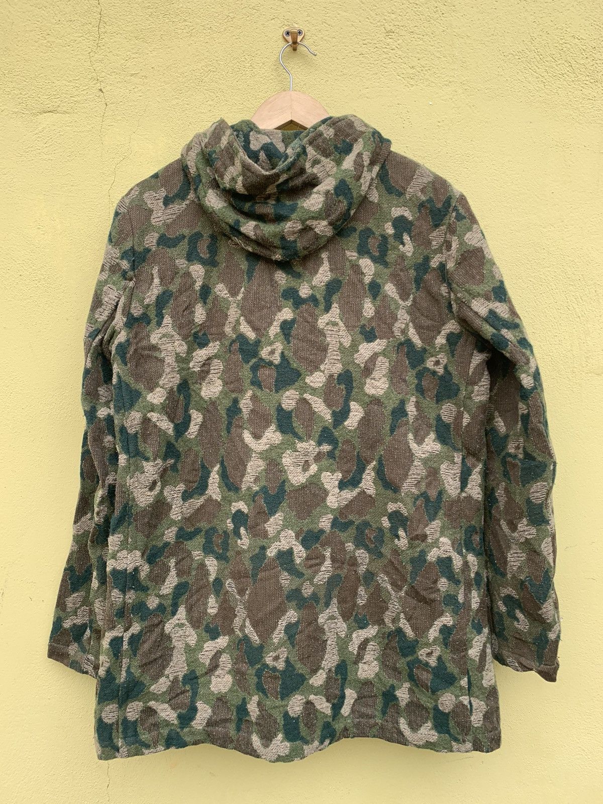 Japanese Brand × Vintage Hoodie jacket camo buckle up Size US L / EU 52-54 / 3 - 6 Thumbnail