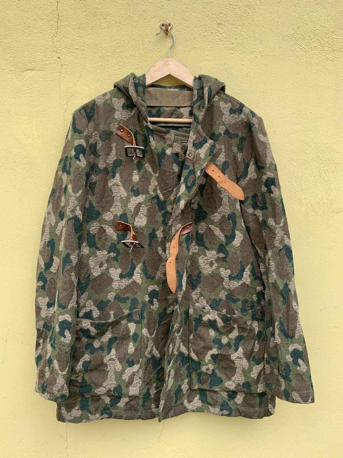 Japanese Brand × Vintage Hoodie jacket camo buckle up Size US L / EU 52-54 / 3 - 4 Thumbnail