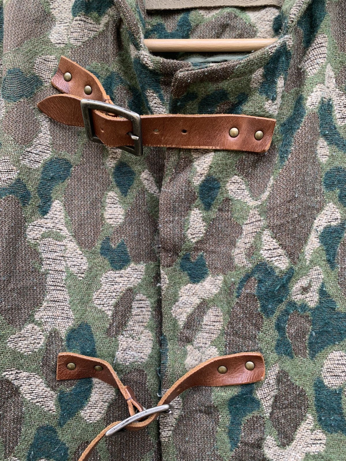 Japanese Brand × Vintage Hoodie jacket camo buckle up Size US L / EU 52-54 / 3 - 9 Thumbnail