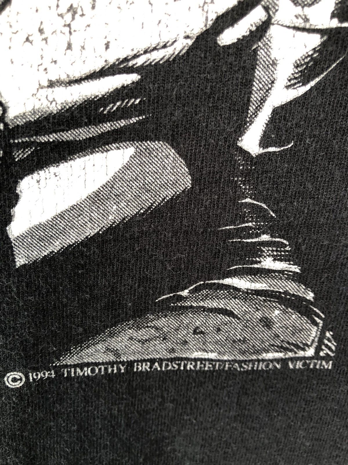 Expert Horror Vintage 90s VAMPIRE Fashion Victim Horror Distressed Tee Size US L / EU 52-54 / 3 - 4 Thumbnail