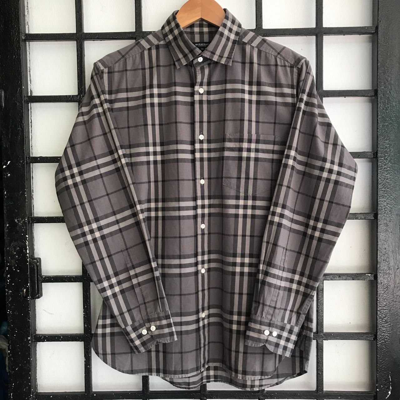 Burberry 🔥 Vintage BURBERRY LONDON Nova Check Button Up Shirt Size US M / EU 48-50 / 2 - 1 Thumbnail