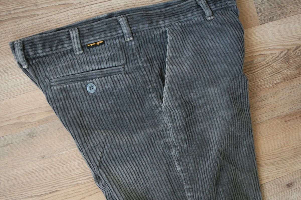 Vintage Wrangler Vintage Retro thick Corduroy Pants Gray Hippie 33 Size US 33 - 1 Thumbnail