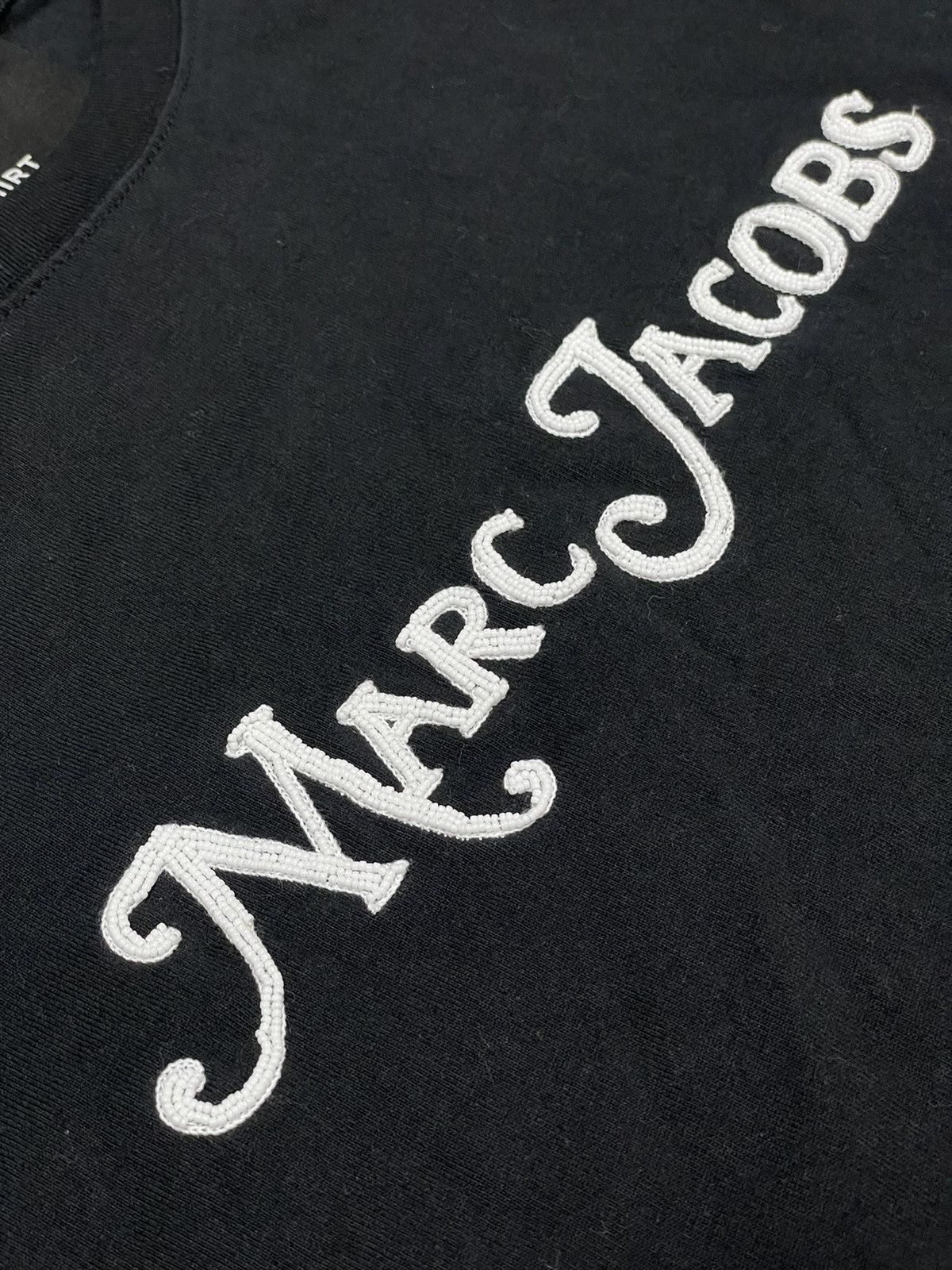 Marc Jacobs Marc Jacobs The Logo Tee Shirt New York Magazine Size US XL / EU 56 / 4 - 4 Thumbnail