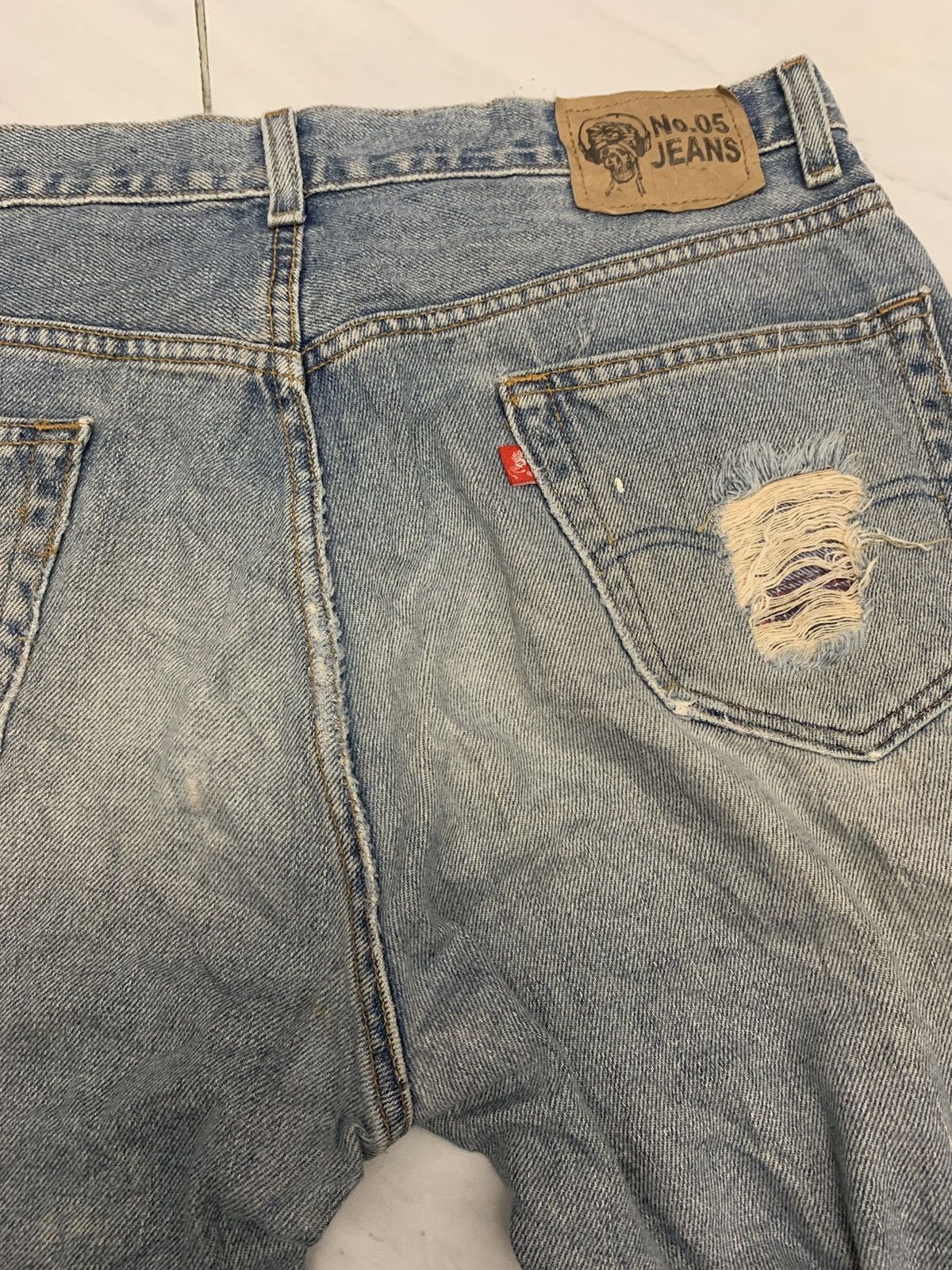 Other No.05 jeans distressed denim skulls denim pants Size US 37 - 8 Thumbnail