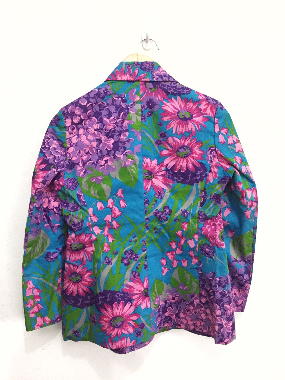 Hanae Mori 1980s Hanae Mori Japan Multicolor Floral NWT Button Jacket Size US S / EU 44-46 / 1 - 2 Thumbnail