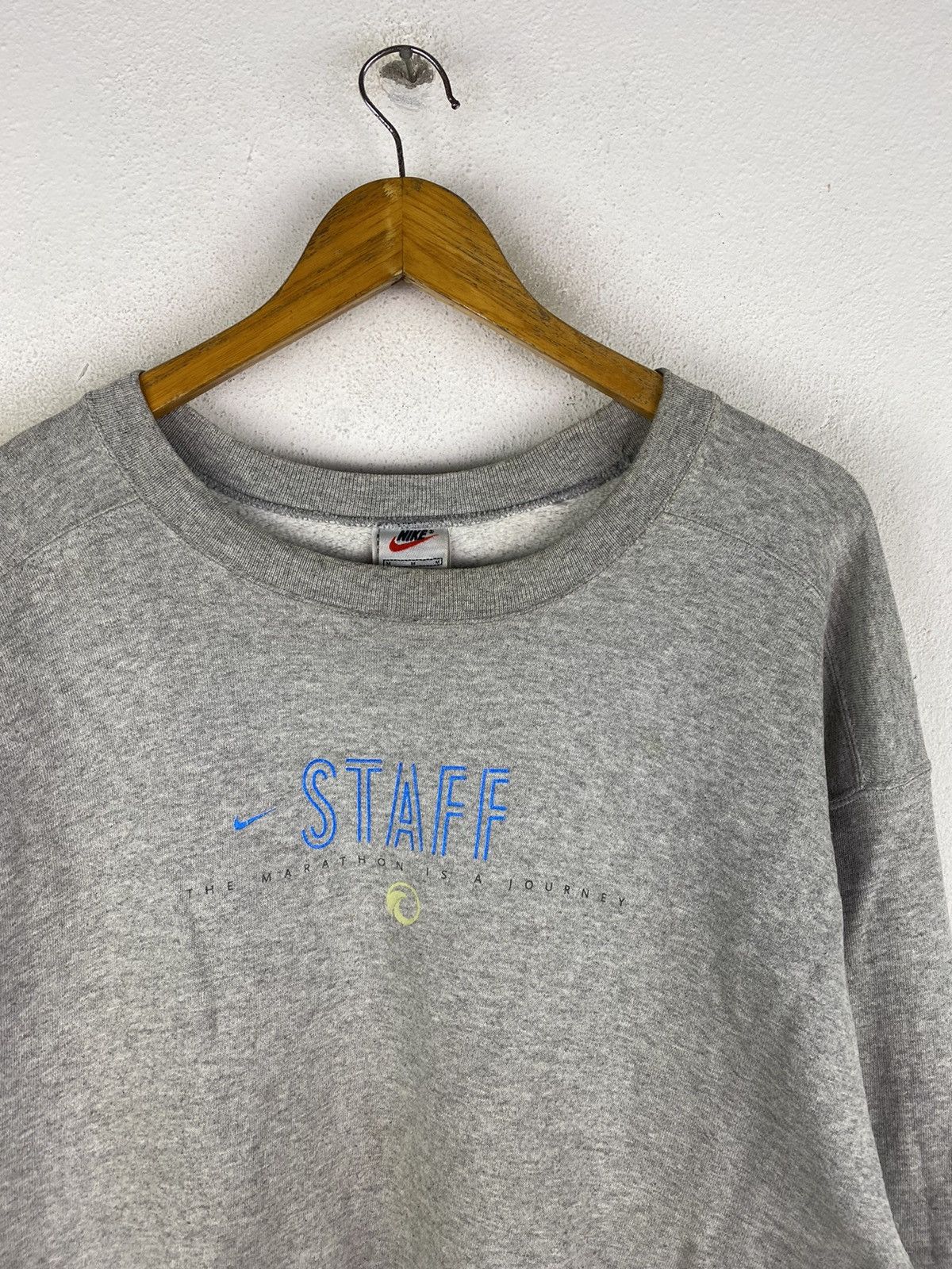 Nike × Vintage NIKE HONOLULU MARATHON STAFF SWEATSHIRT MADE IN USA Size US L / EU 52-54 / 3 - 5 Thumbnail