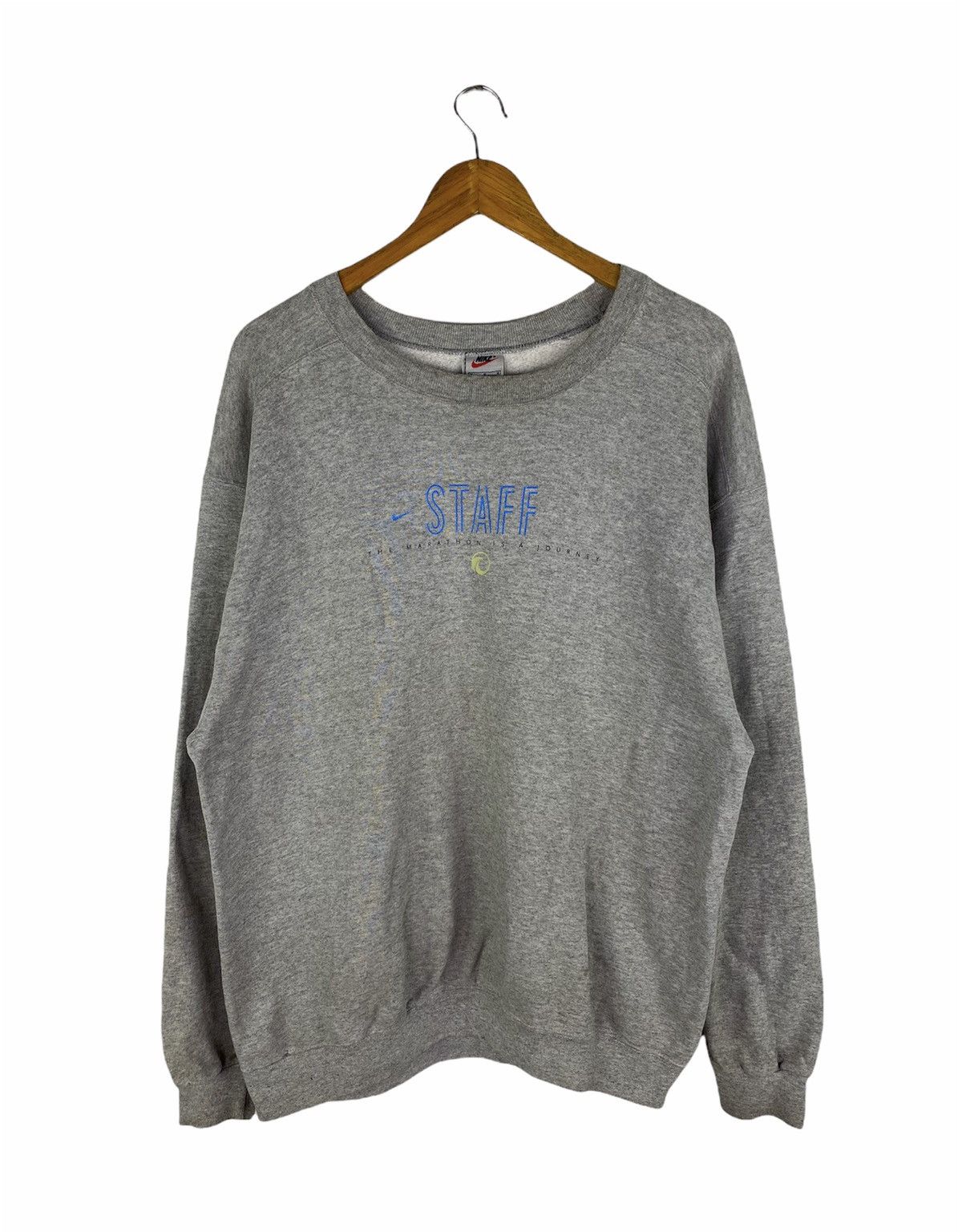 Nike × Vintage NIKE HONOLULU MARATHON STAFF SWEATSHIRT MADE IN USA Size US L / EU 52-54 / 3 - 1 Thumbnail