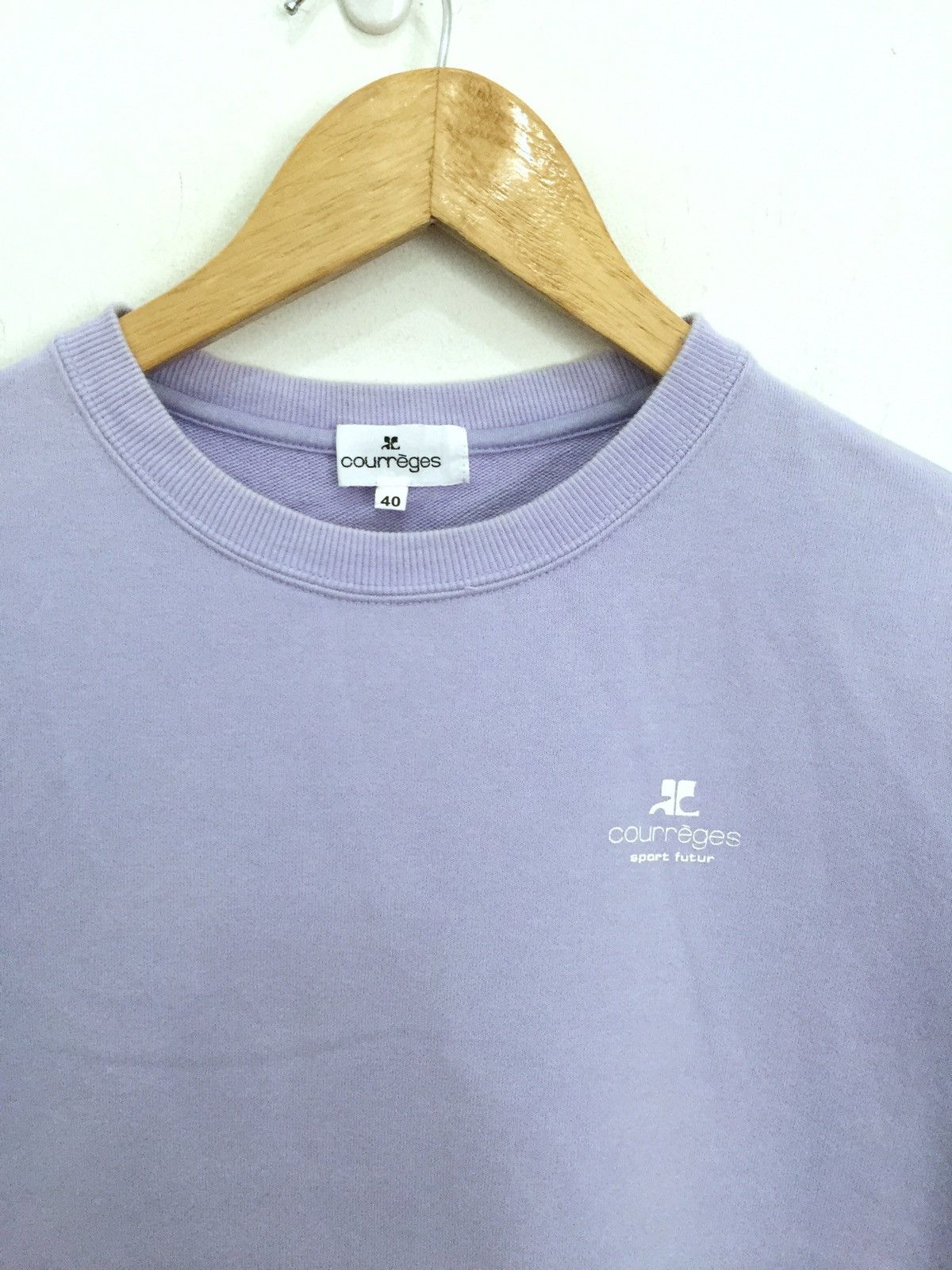Courreges Courreges Embroidered Jumper Armpit 19x23 Size US XS / EU 42 / 0 - 1 Thumbnail