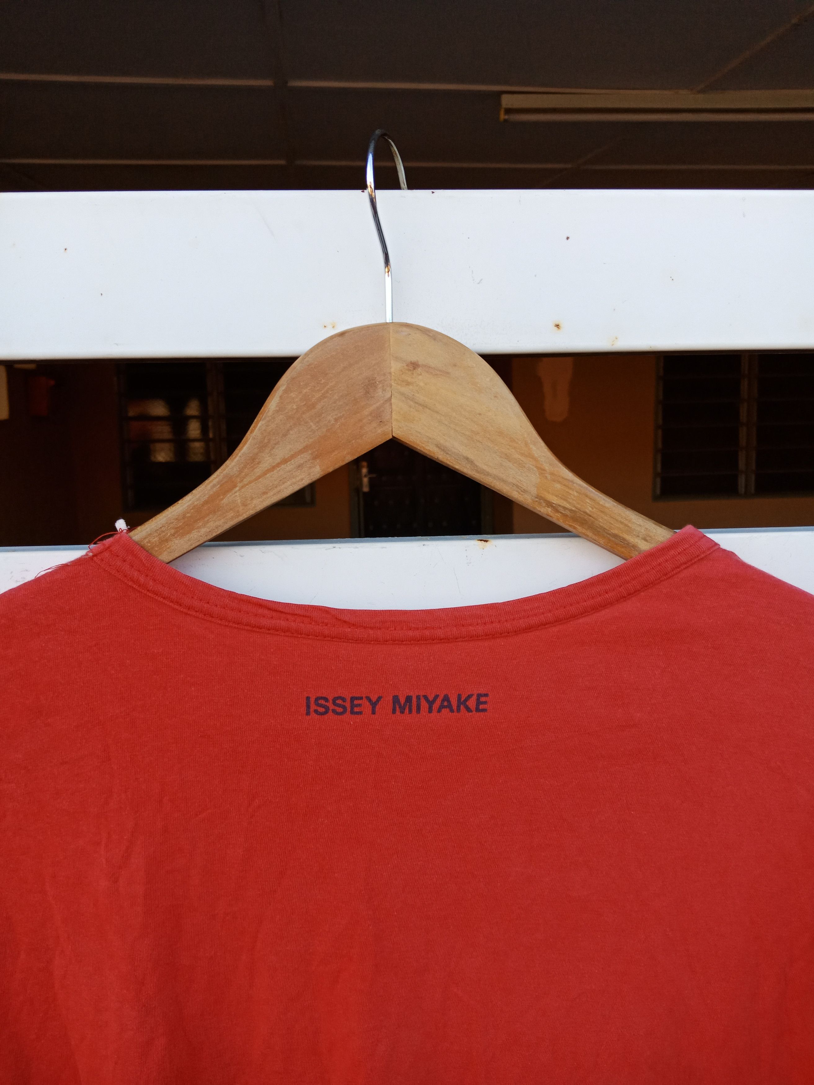 Issey Miyake Tee