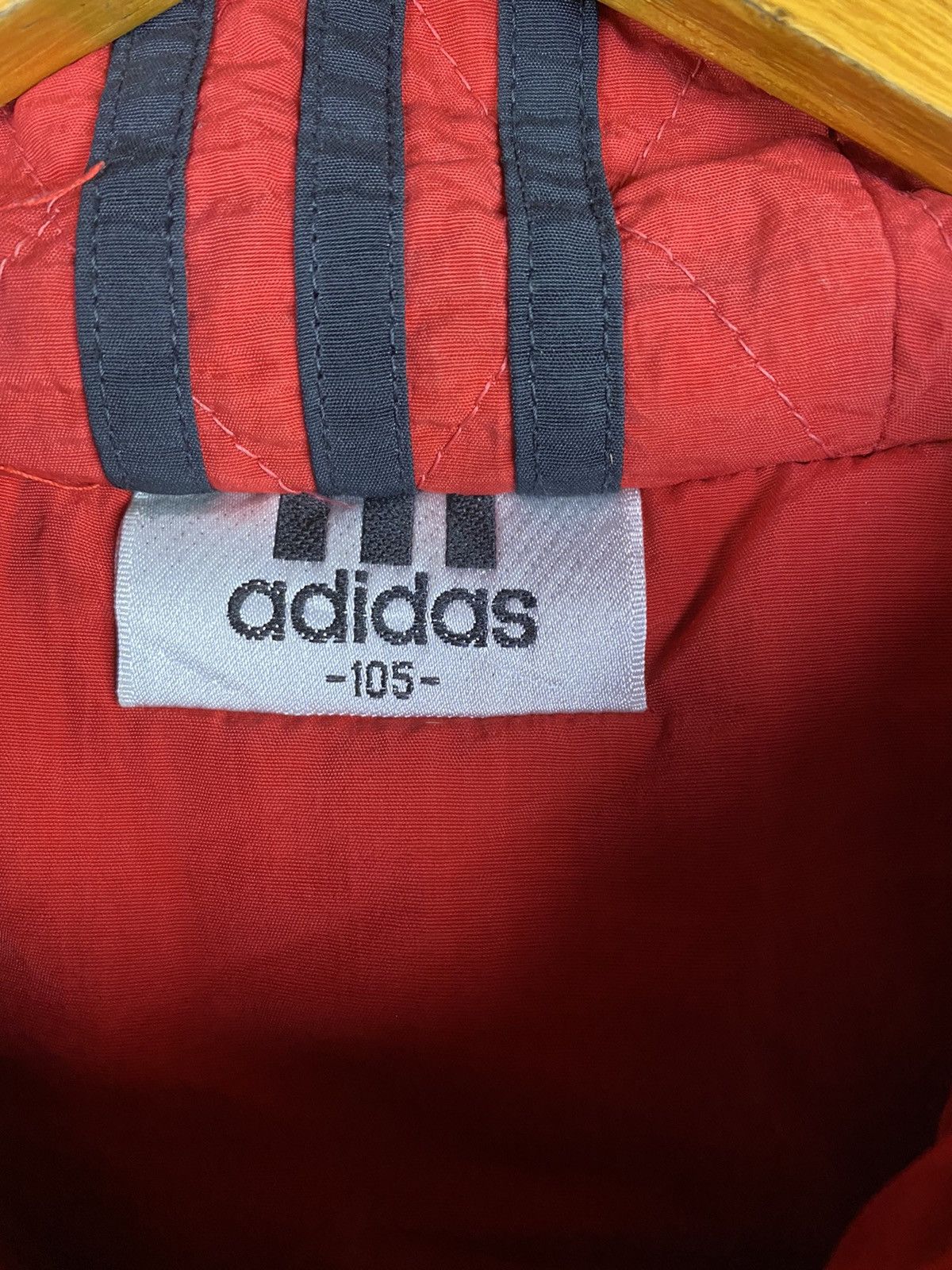 Adidas 🔥DHL SHIPPING🔥ADIDAS TREFOIL BIG LOGOS VEST STREET FASHION Size US L / EU 52-54 / 3 - 7 Thumbnail