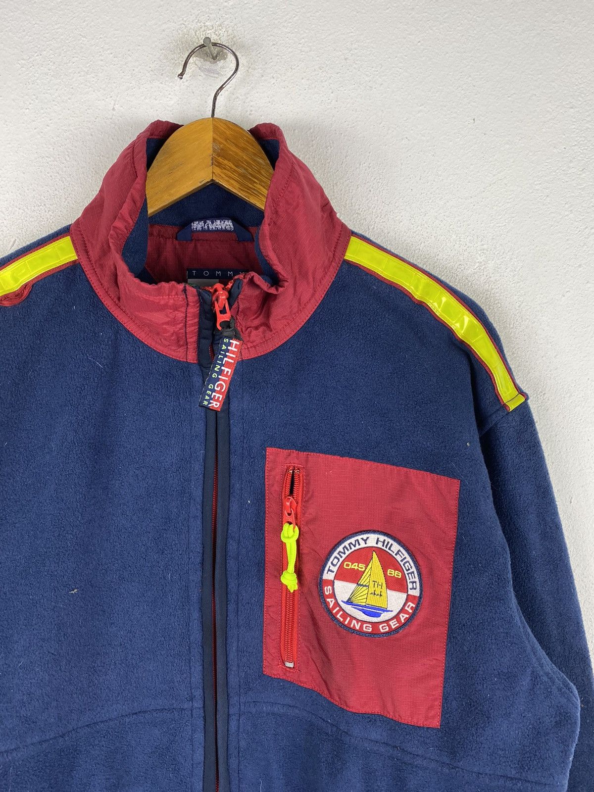 Tommy Hilfiger × Vintage VINTAGE TOMMY HILFIGER SAILING GEAR FLEECE JACKET Size US M / EU 48-50 / 2 - 8 Thumbnail