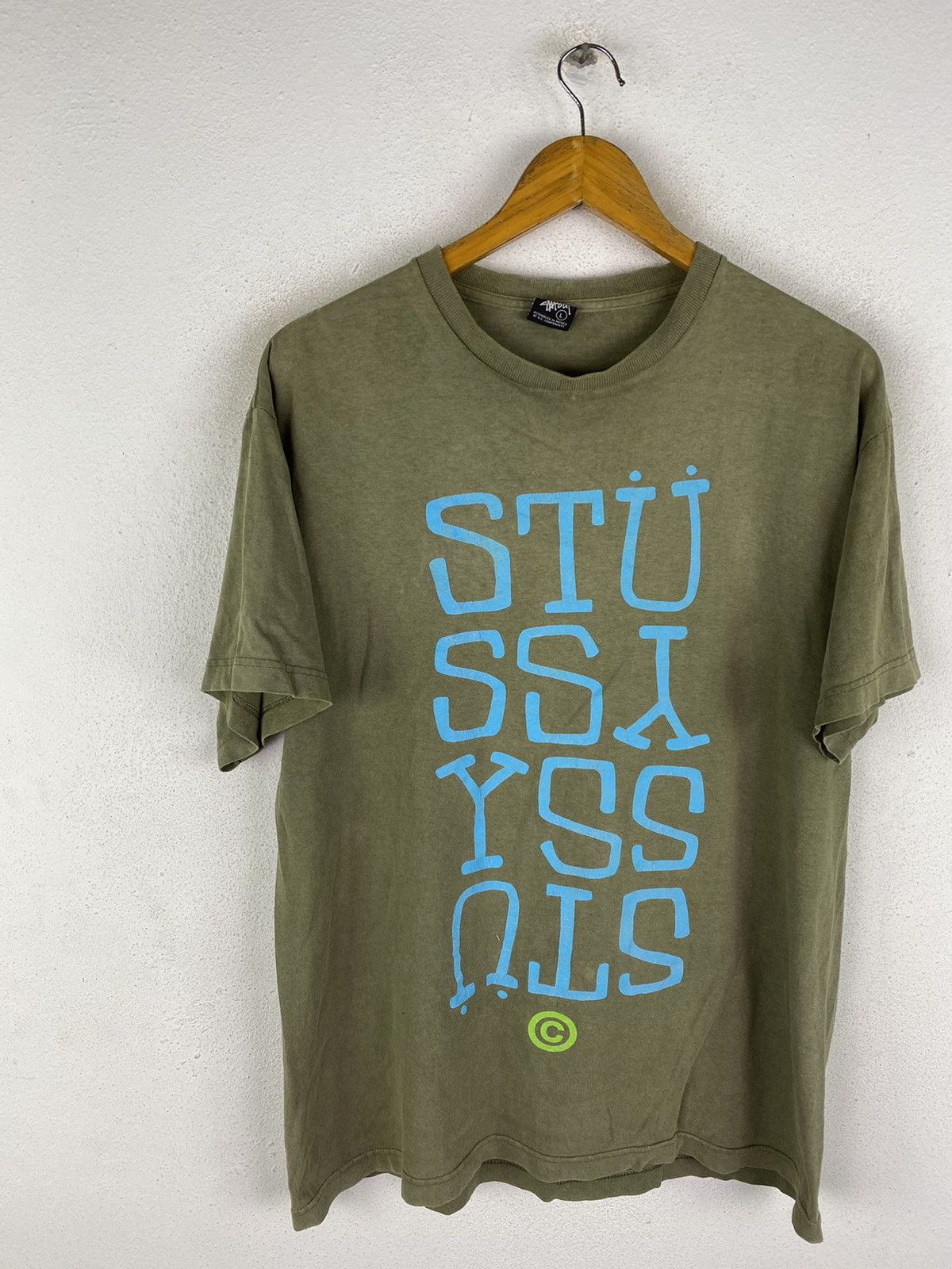 Stussy 🔥DHL SHIPPING🔥STUSSY SHIRTS BIG LOGOS STREET FASHION STYLE Size US L / EU 52-54 / 3 - 4 Thumbnail