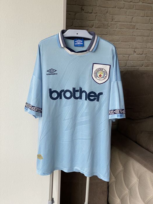 Manchester city deals umbro brother