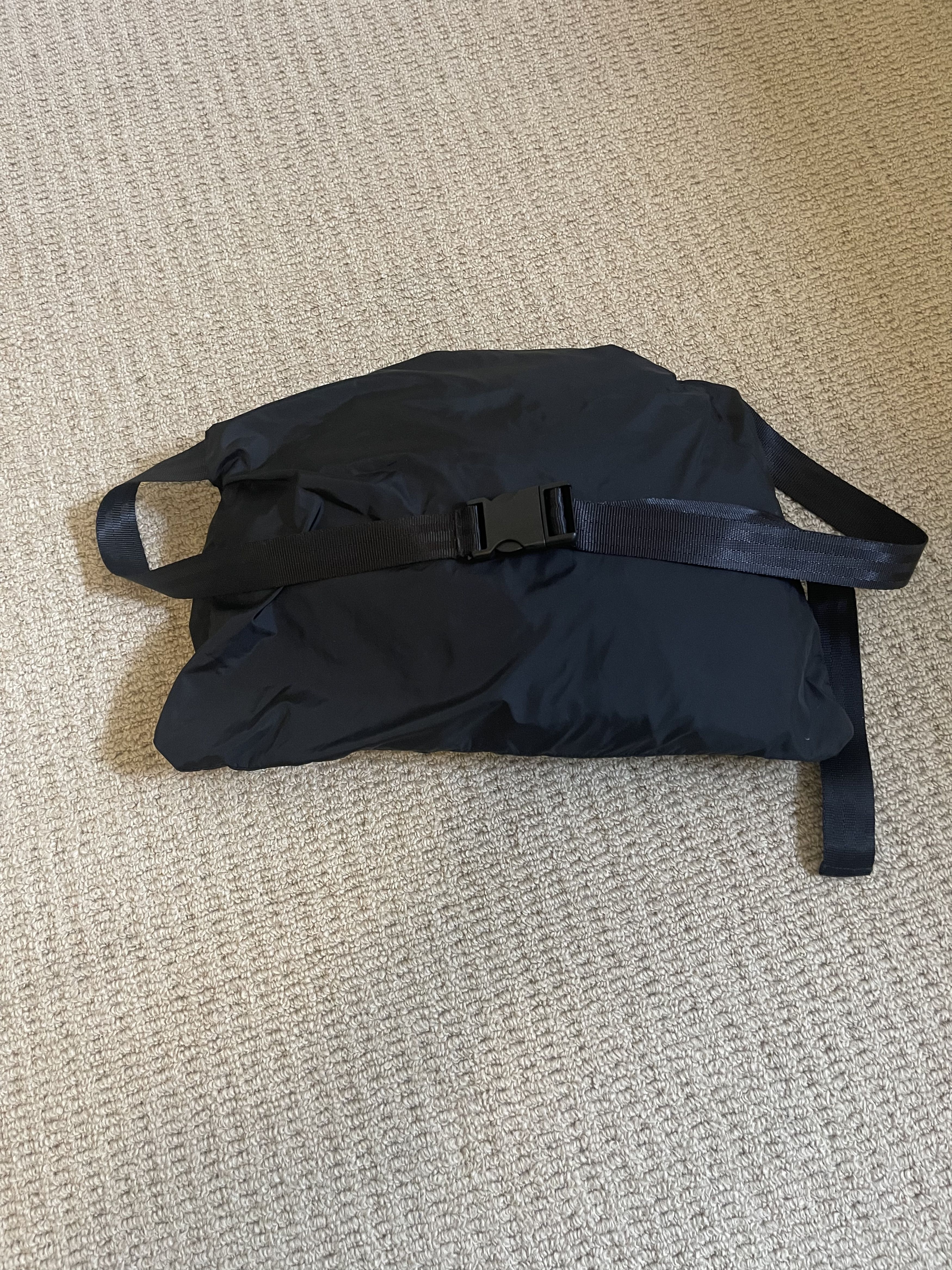 Off-White Rain poncho Size US L / EU 52-54 / 3 - 10 Thumbnail