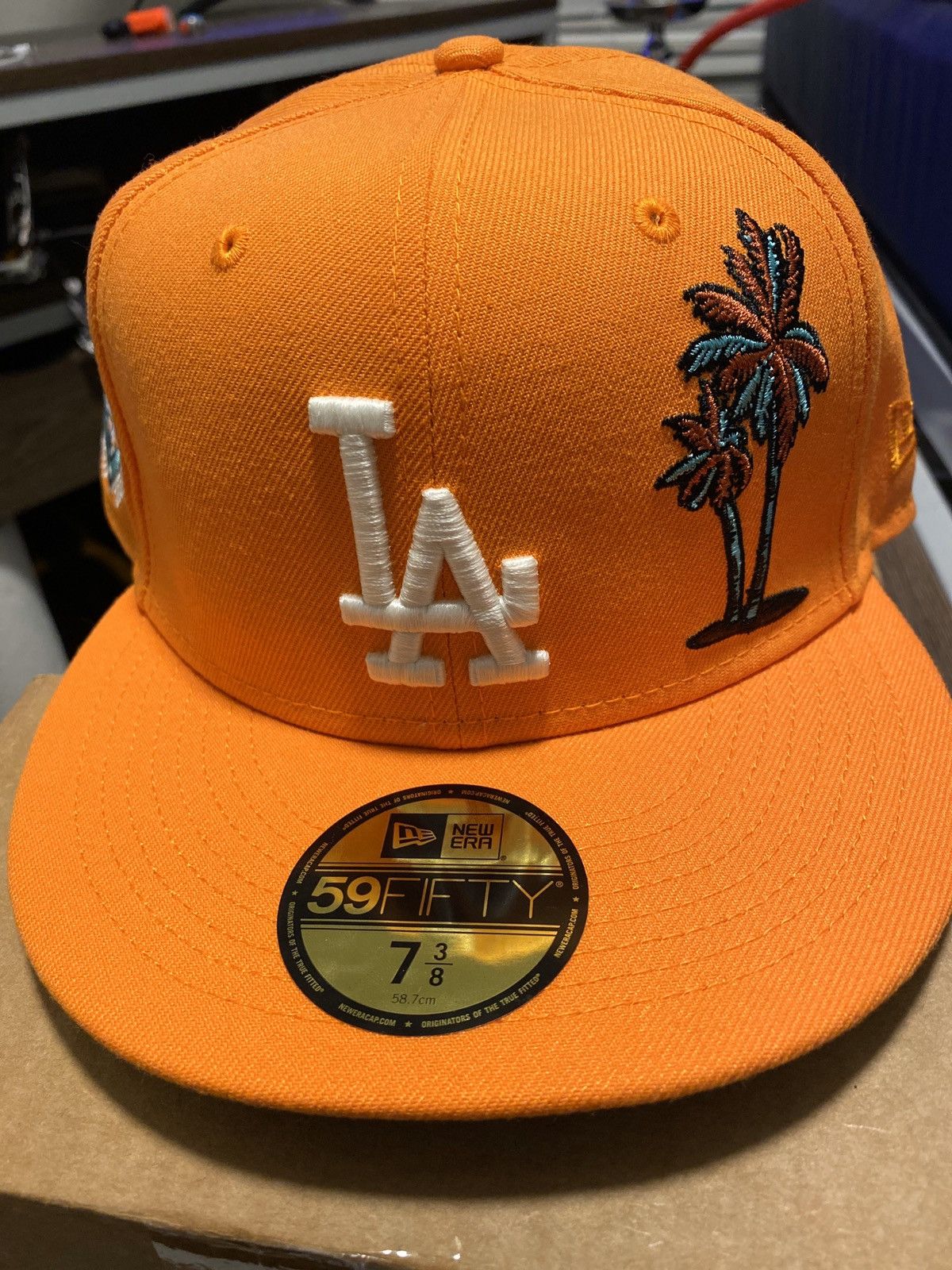 LOS ANGELES DODGERS 40TH ANNIVERSARY TANGO ORANGE CLEAR MINT BRIM NEW –  Sports World 165