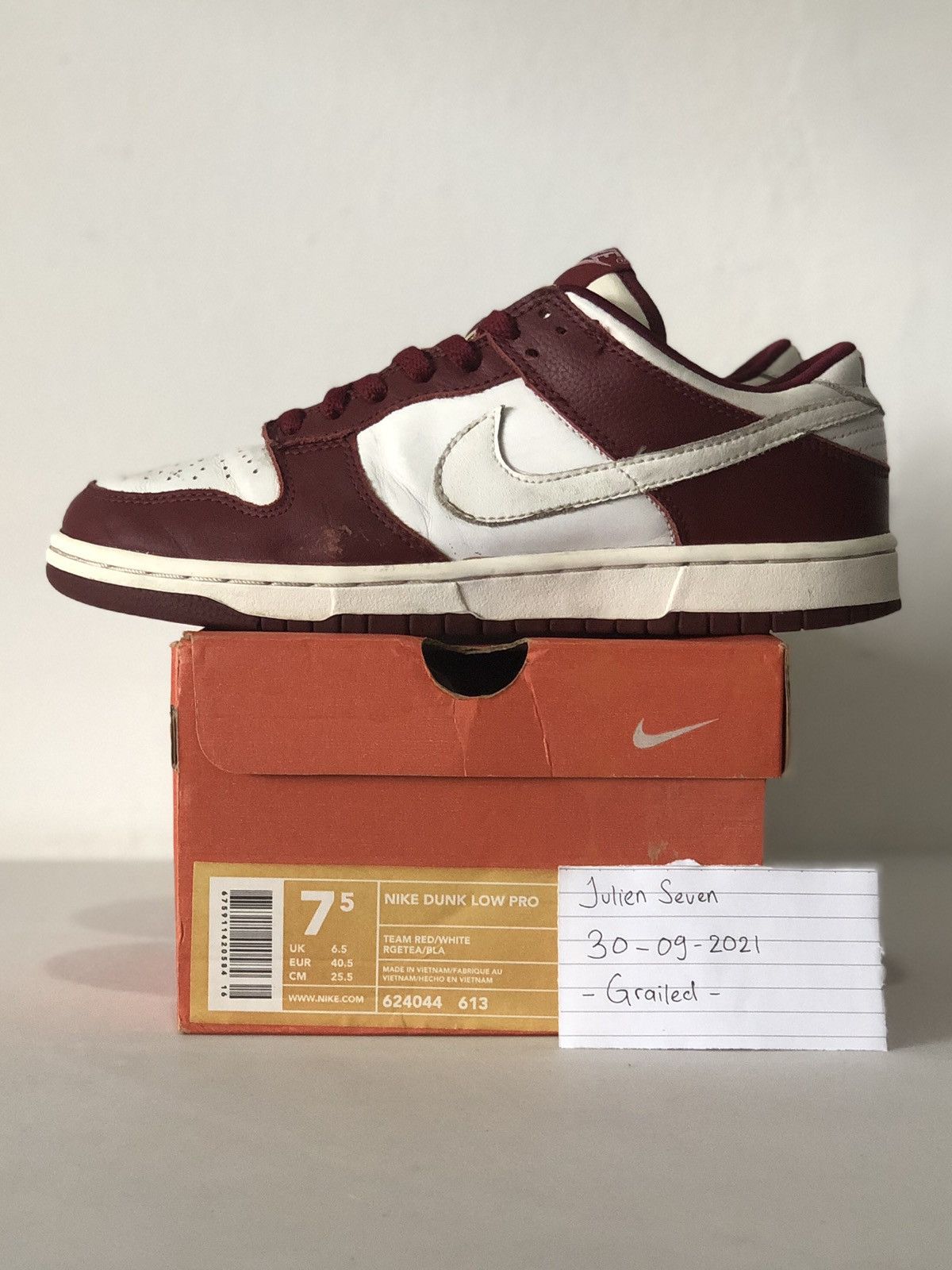 Nike 2003 Nike Dunk Low Pro Team Red/White Size US 7.5 / EU 40-41 - 8 Thumbnail