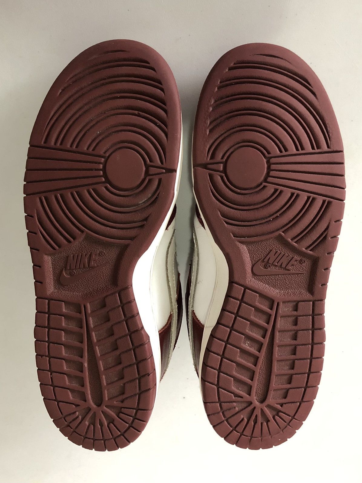 Nike 2003 Nike Dunk Low Pro Team Red/White Size US 7.5 / EU 40-41 - 6 Thumbnail