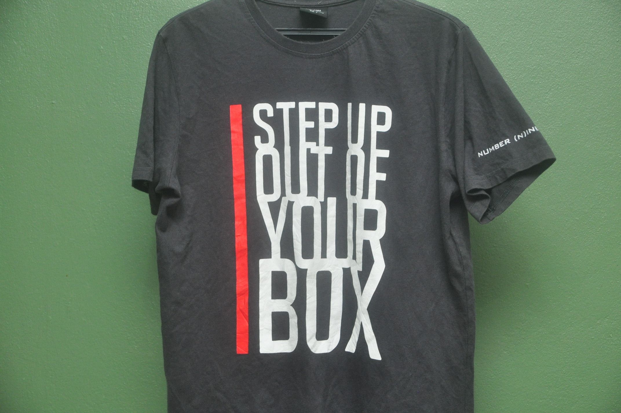 Number (N)ine Number (N)ine Colebration Marlboro Tee Travis Scott style Size US L / EU 52-54 / 3 - 3 Thumbnail