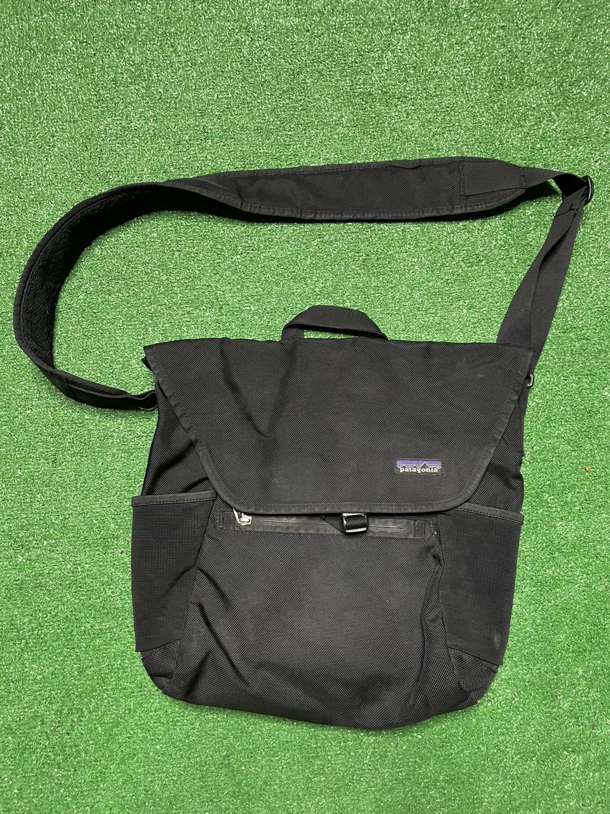 Patagonia Patagonia laptop bag | Grailed