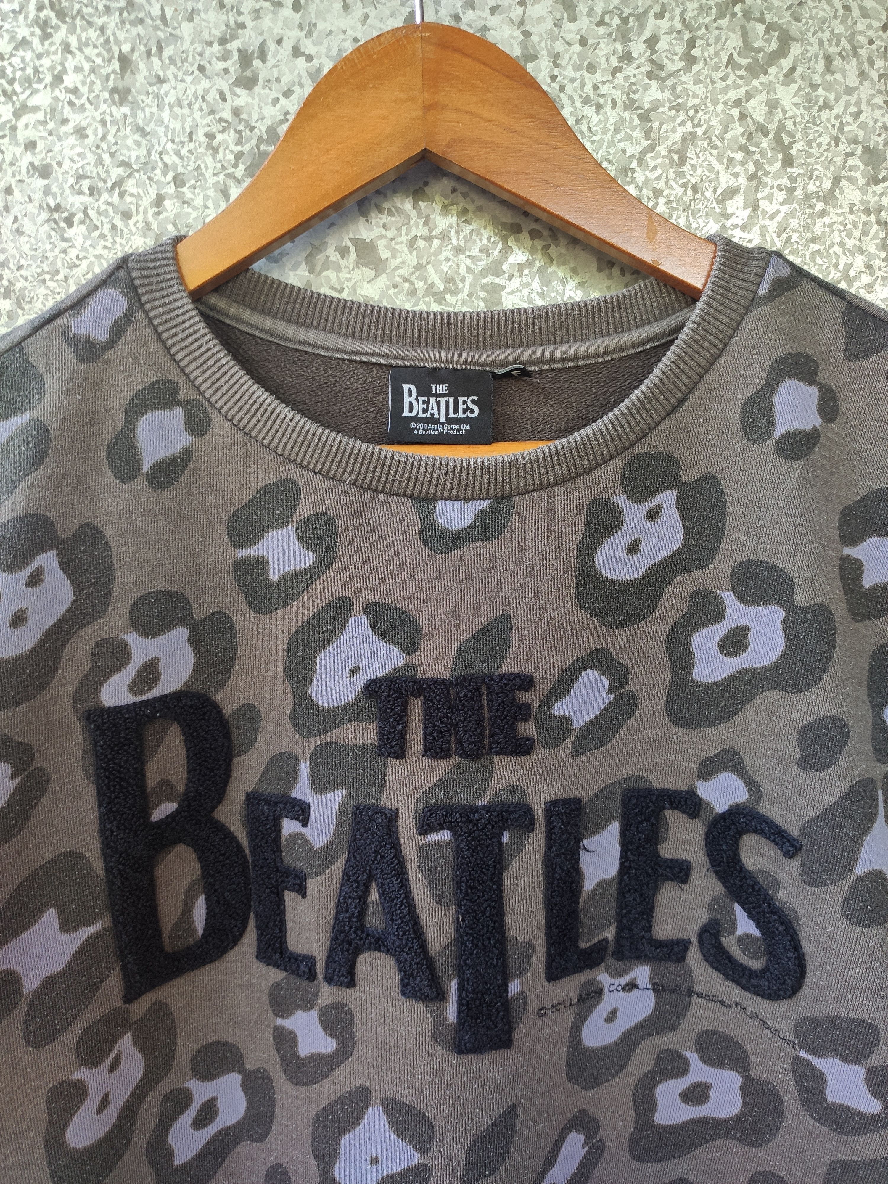 Band Tees Vintage The Beatles Sweatshirt full print Size US L / EU 52-54 / 3 - 2 Thumbnail