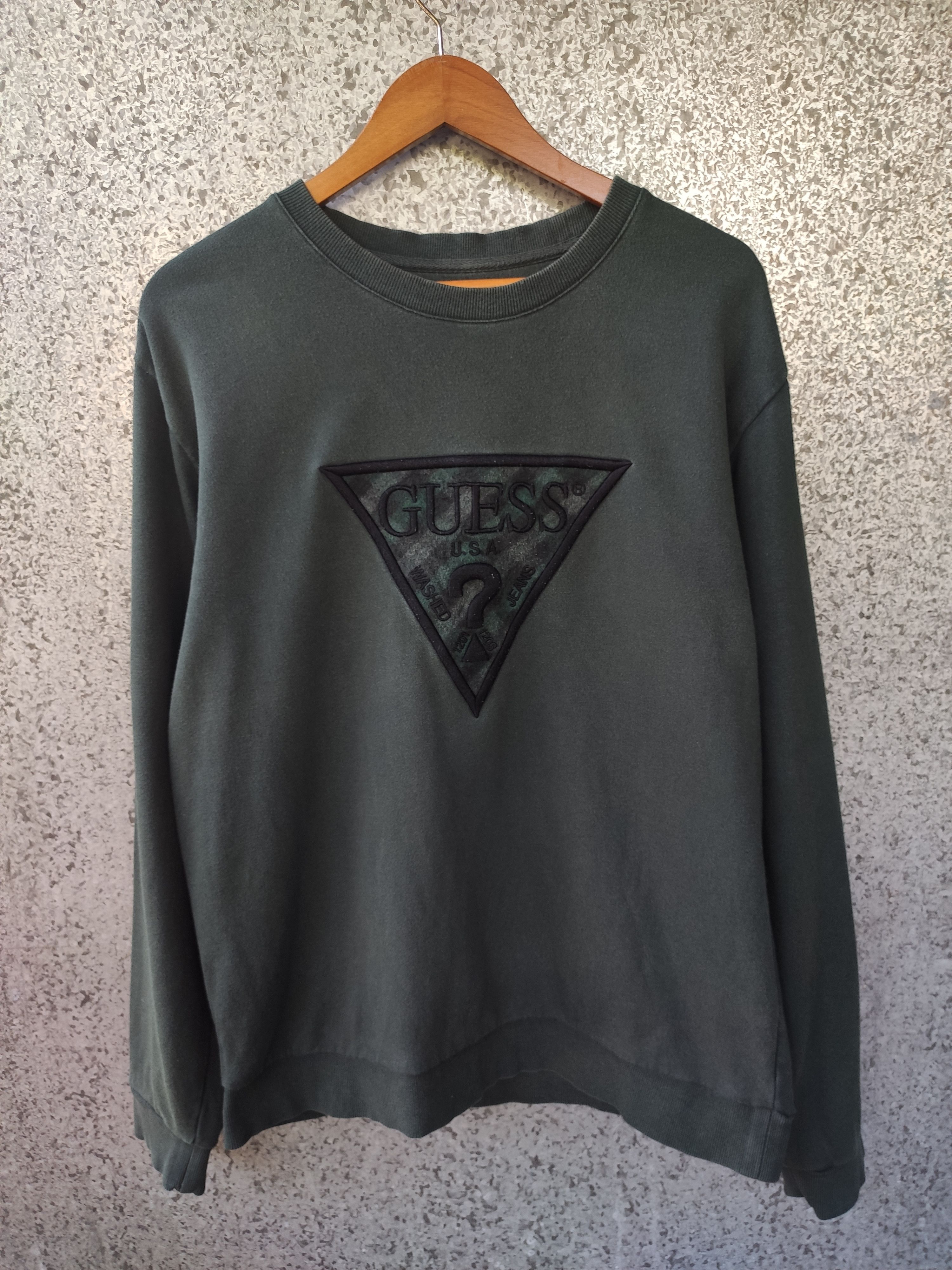 Georges Marciano Vintage Guess Sweatshirt big logo Size US L / EU 52-54 / 3 - 1 Thumbnail