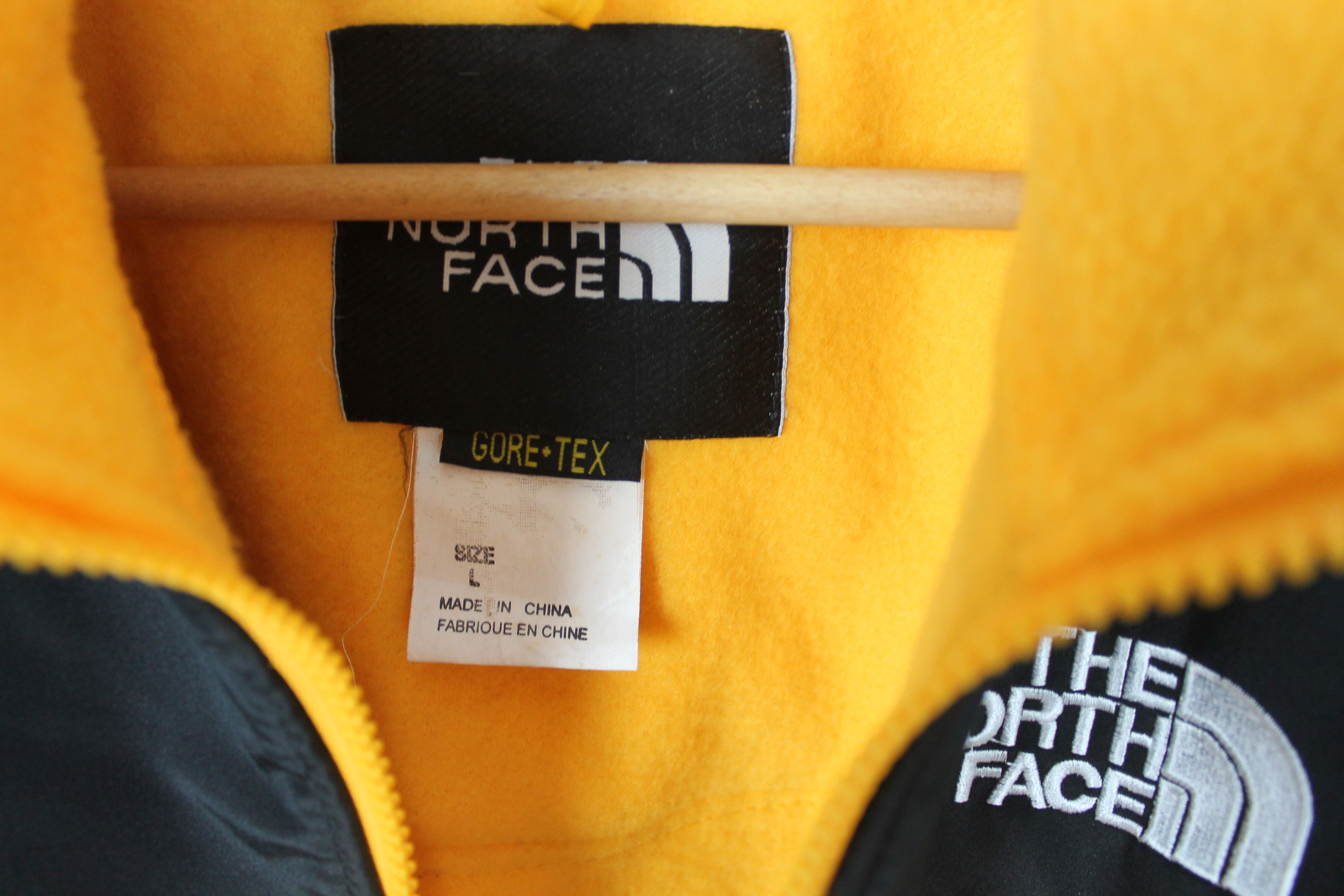 The North Face Vintage The North Face Mountain Light Jacket Yellow Size US L / EU 52-54 / 3 - 8 Thumbnail