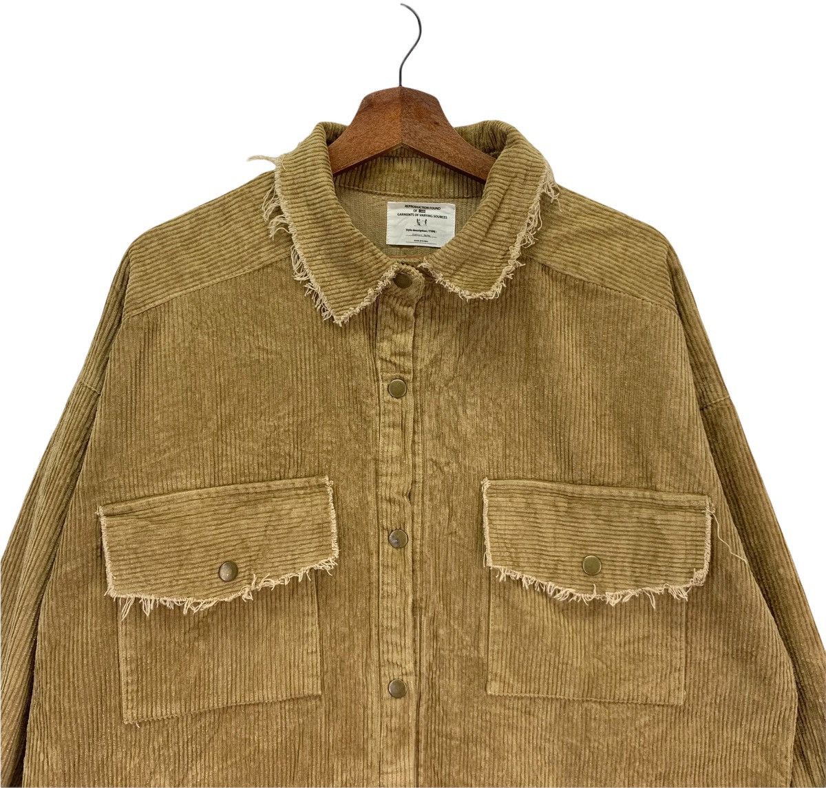 Maison Kitsune Vintage Maison Kitsune Paris Corduroy Jacket Size US XL / EU 56 / 4 - 4 Thumbnail