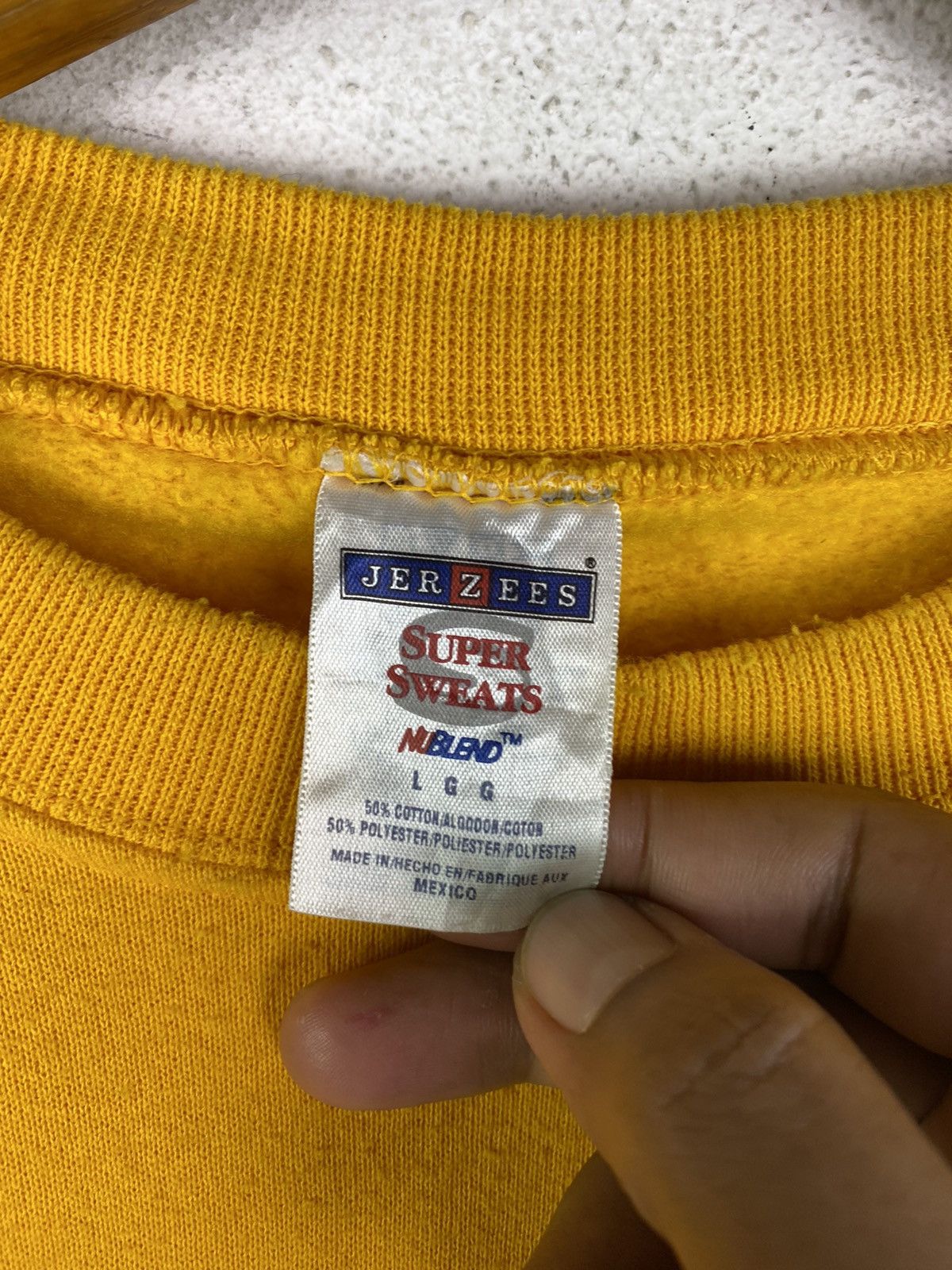 NFL 🔥DHL SHIPPING🔥VINTAGE ASHWAUBENON JAGUAR STATE CHAMPS Size US L / EU 52-54 / 3 - 7 Thumbnail