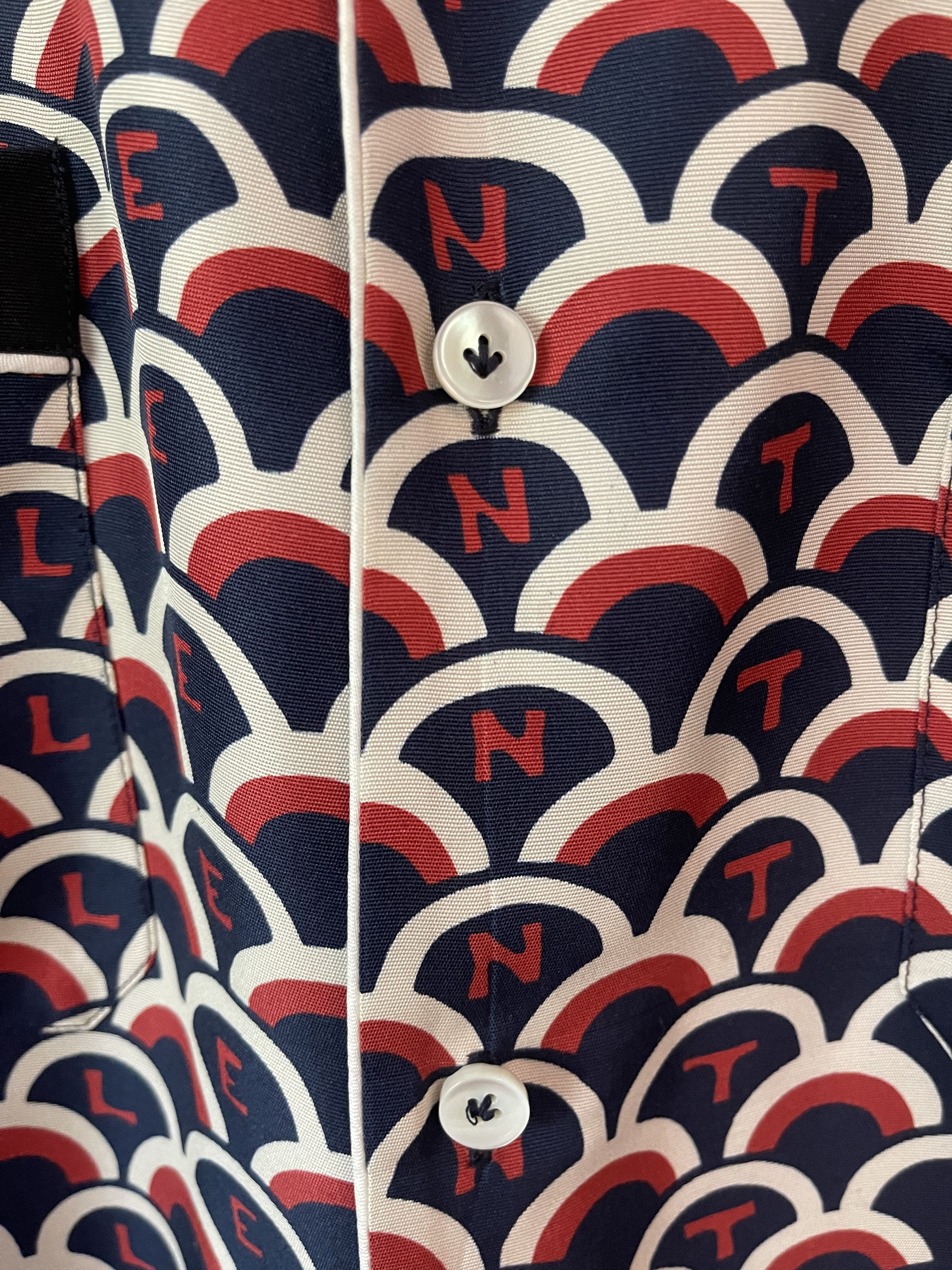 Valentino Scale print silk long sleeve Size US XL / EU 56 / 4 - 3 Thumbnail