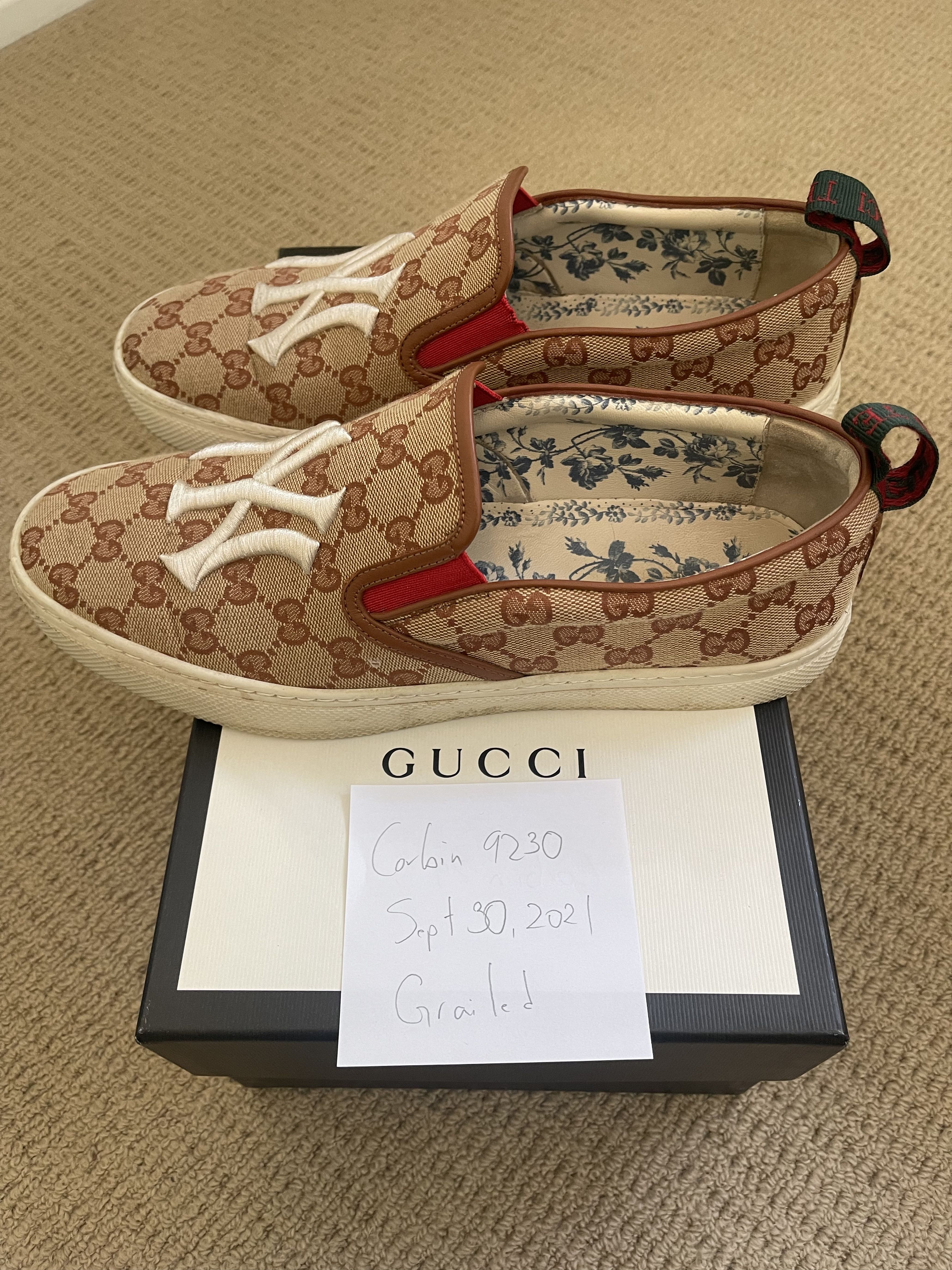 Gucci Supreme slip on Size US 9.5 / EU 42-43 - 1 Thumbnail